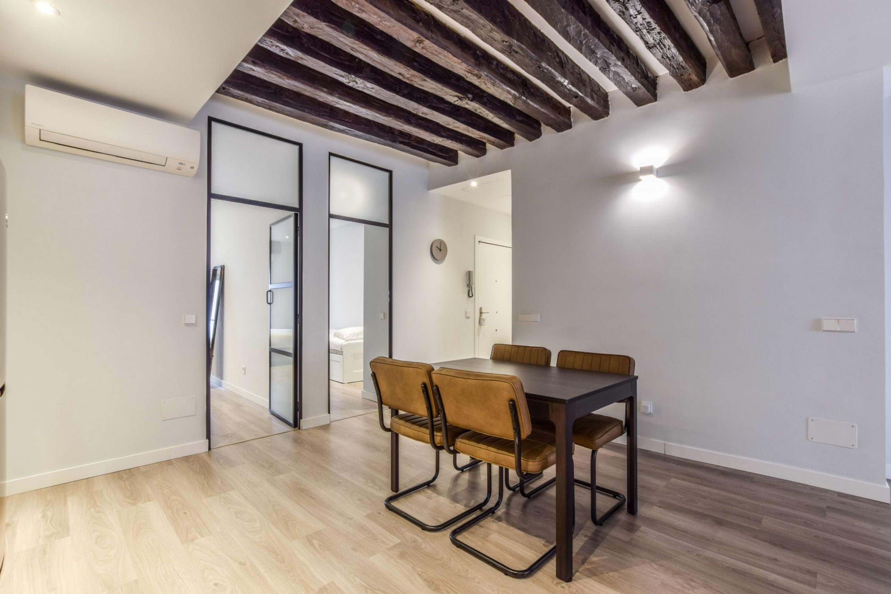 Property Image 2 - SILVA 14 in Madrid with 2 bedrooms and 1 bathrooms