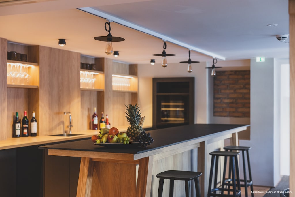 Münsterhaus in Schruns, holiday home, main kitchen with counter and bar