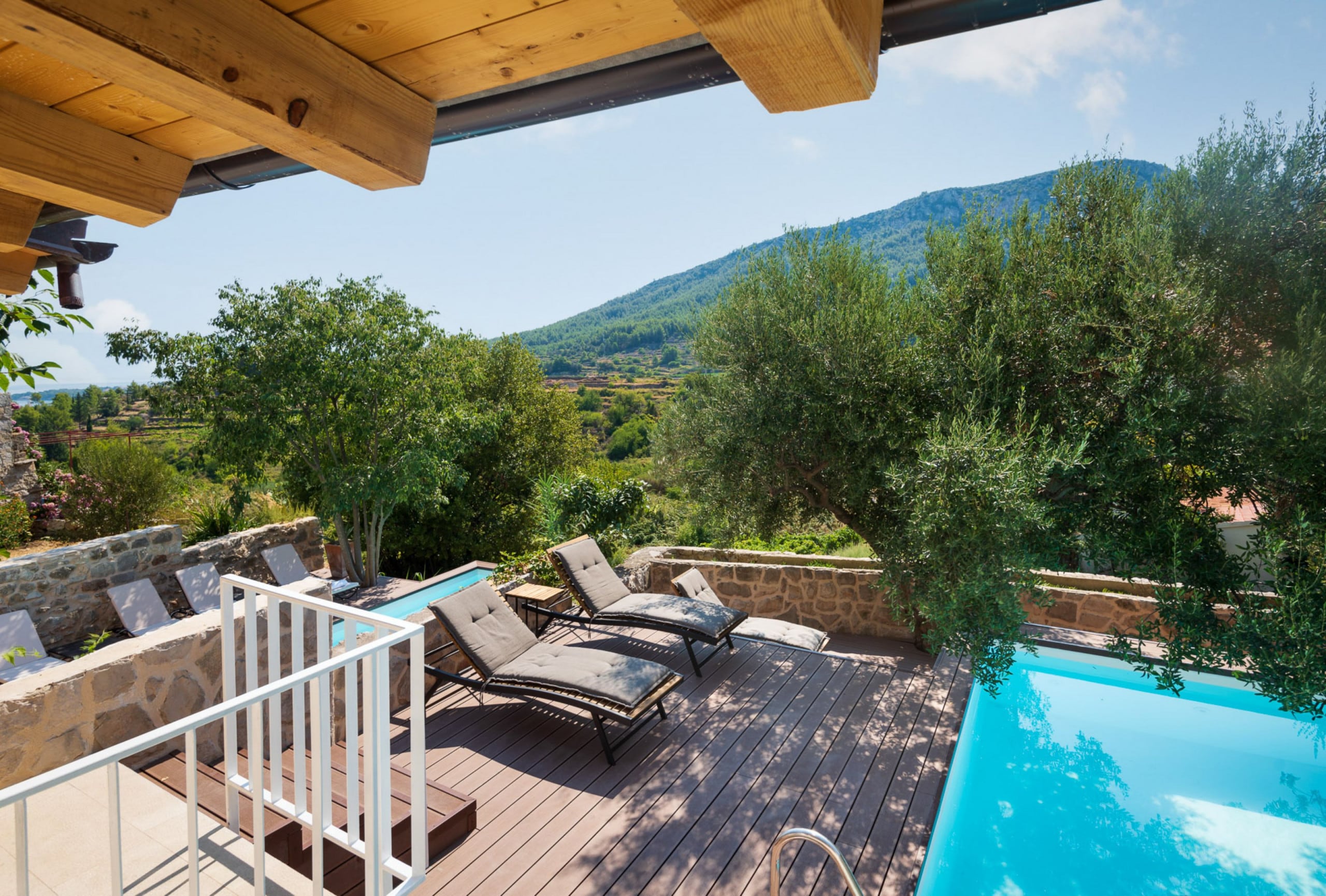 Property Image 1 - Charming stone house villa with pool