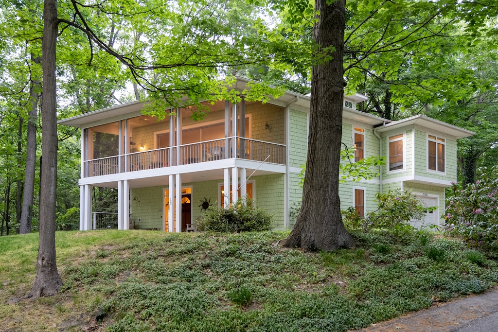 Three bedroom, two bath home with private Lake Michigan beach access just a short walk away.