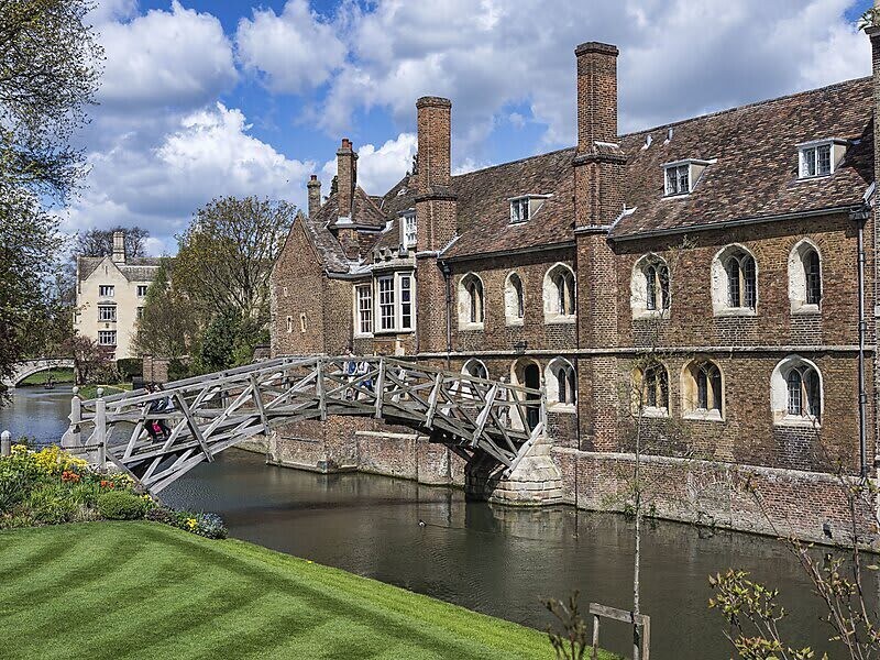 Mathematical Footbridge Cambridge