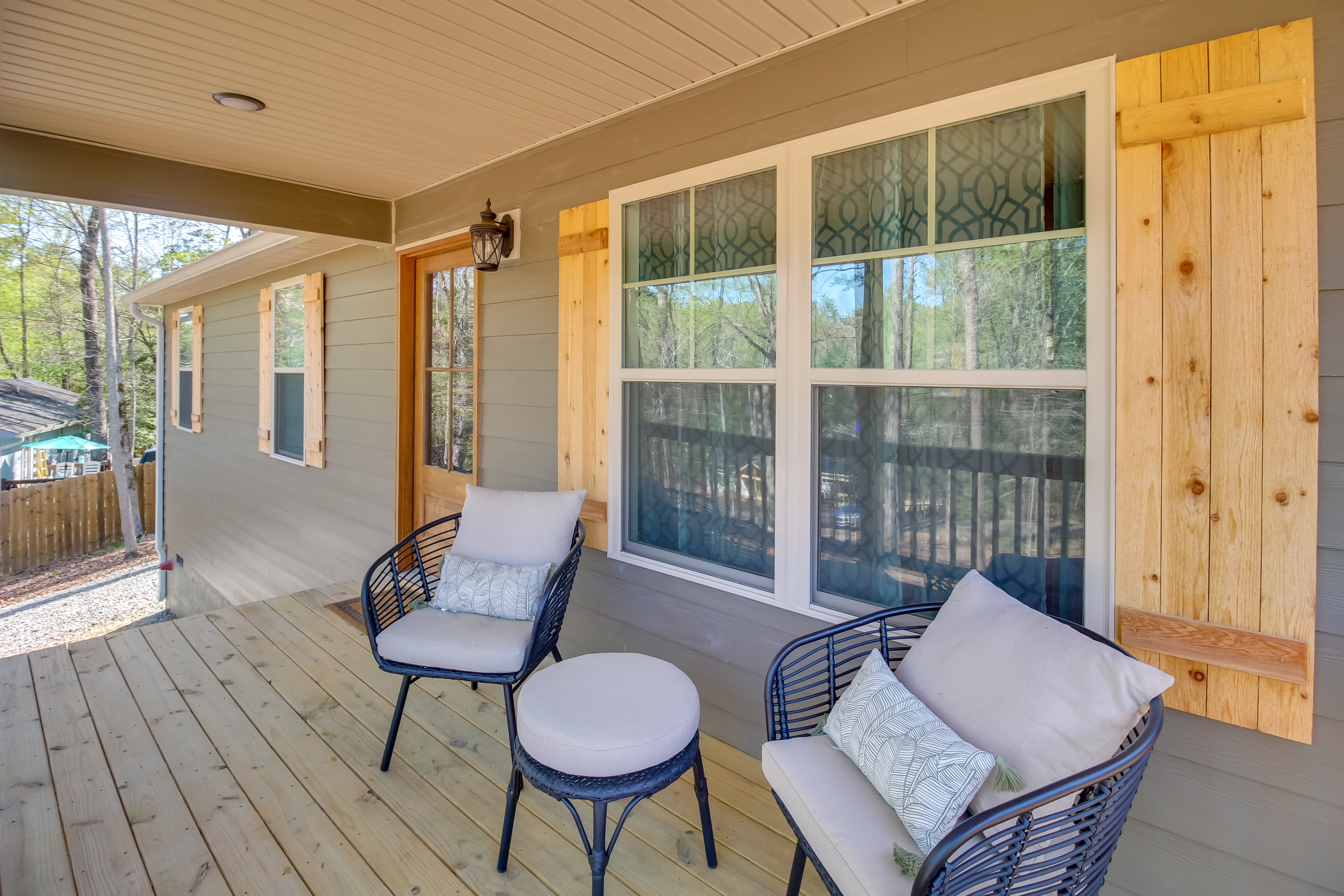 Modern Ellijay Cabin Rental w/ Outdoor Fireplace