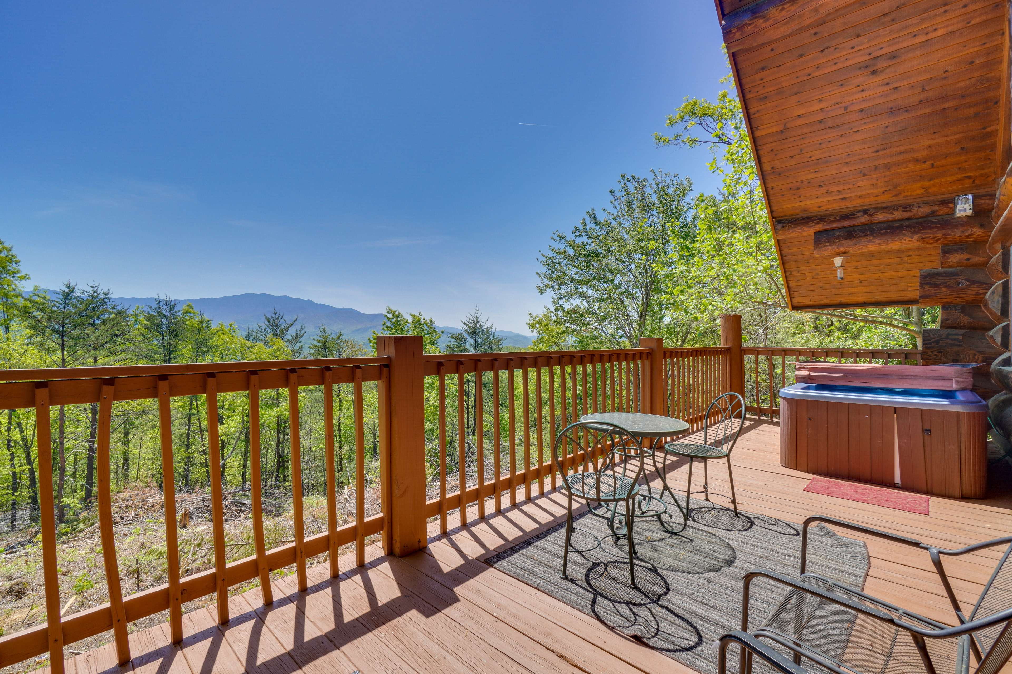 Property Image 1 - Smoky Mountain Vacation Rental Cabin w/ Hot Tub!