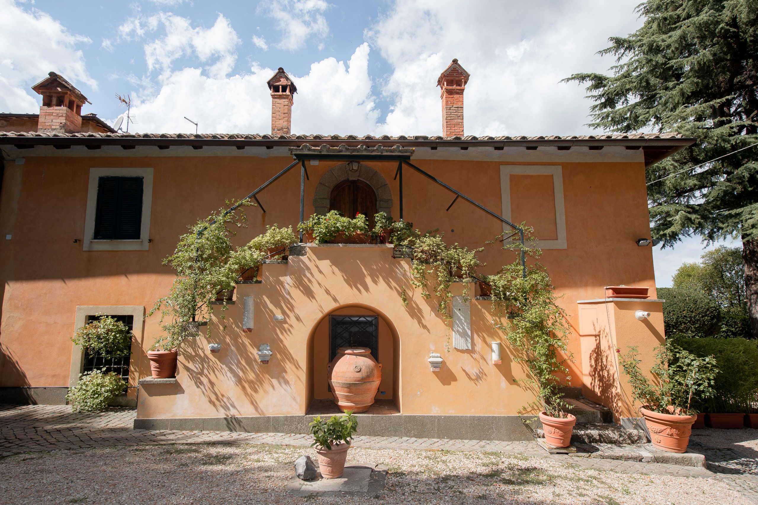Property Image 2 - Grand Family Villa in the Beautiful Castelli Roman Countryside