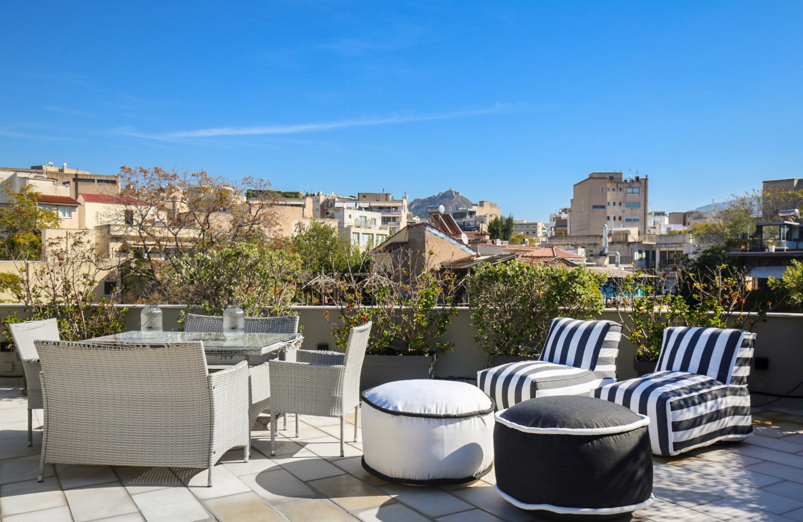 Property Image 2 -  Apartment with a Sharing Rooftop Deck