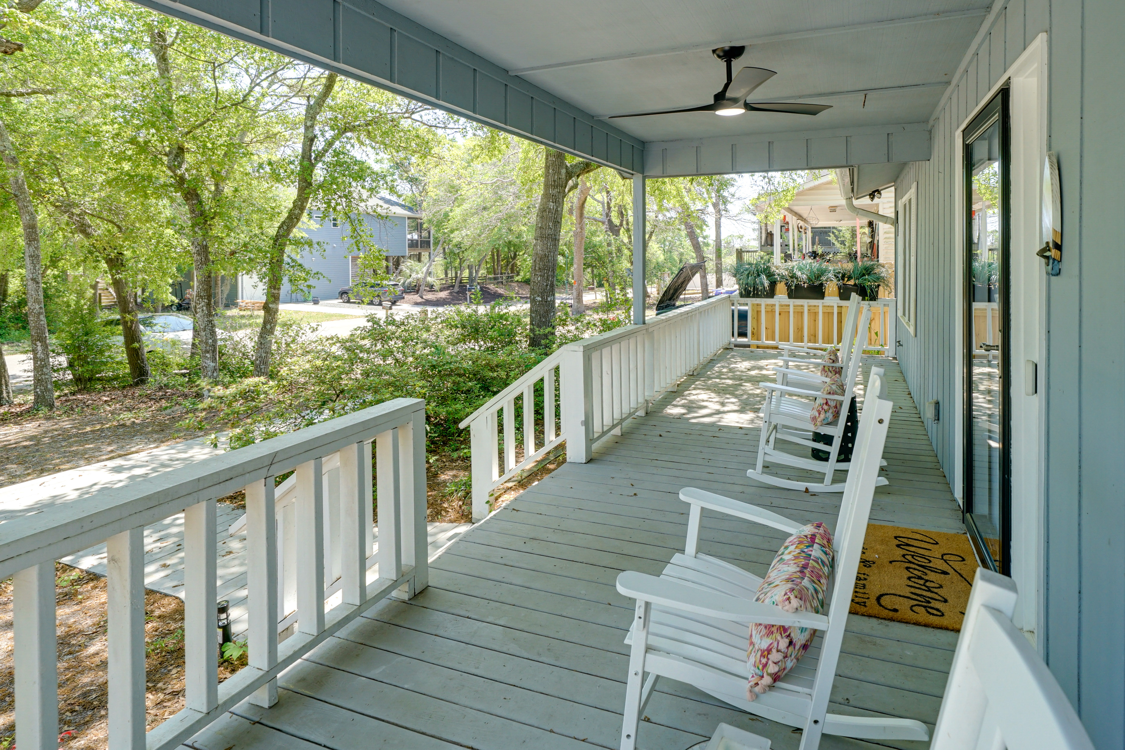 Oak Island Home w/ Spacious Backyard & Porch
