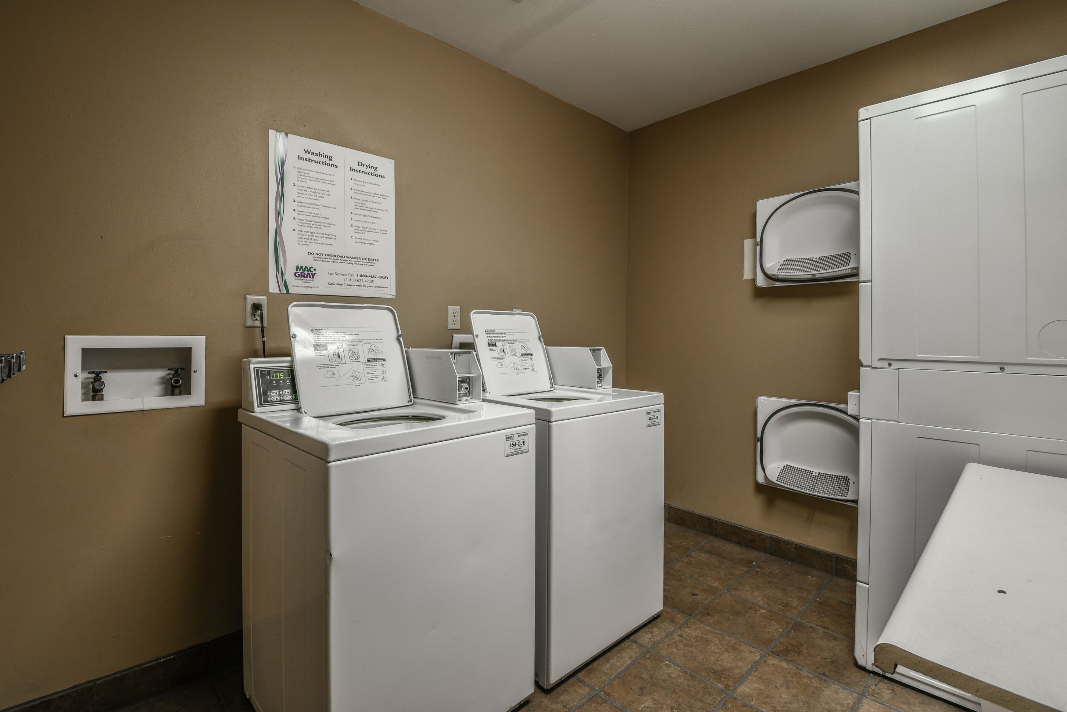 Laundry Rooms in Silver Mill River Run