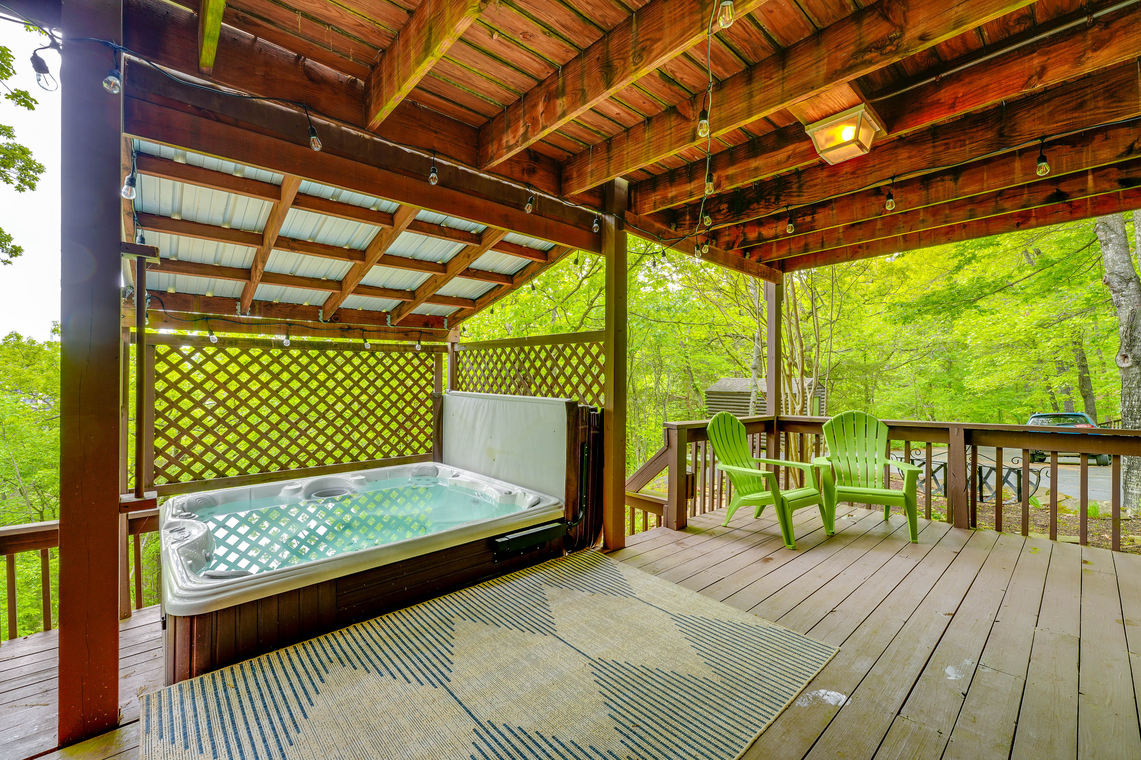 Property Image 2 - Secluded Cabin w/ Hot Tub Near Table Rock Lake!