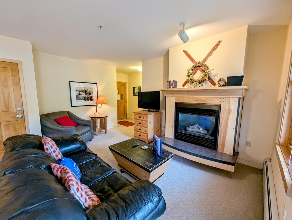 Charming alpine escape in River Run Village