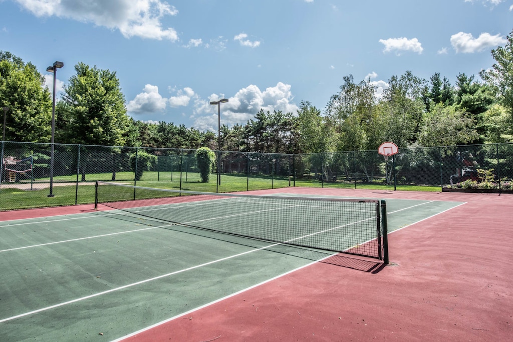Did we mention the private tennis & pickleball courts?