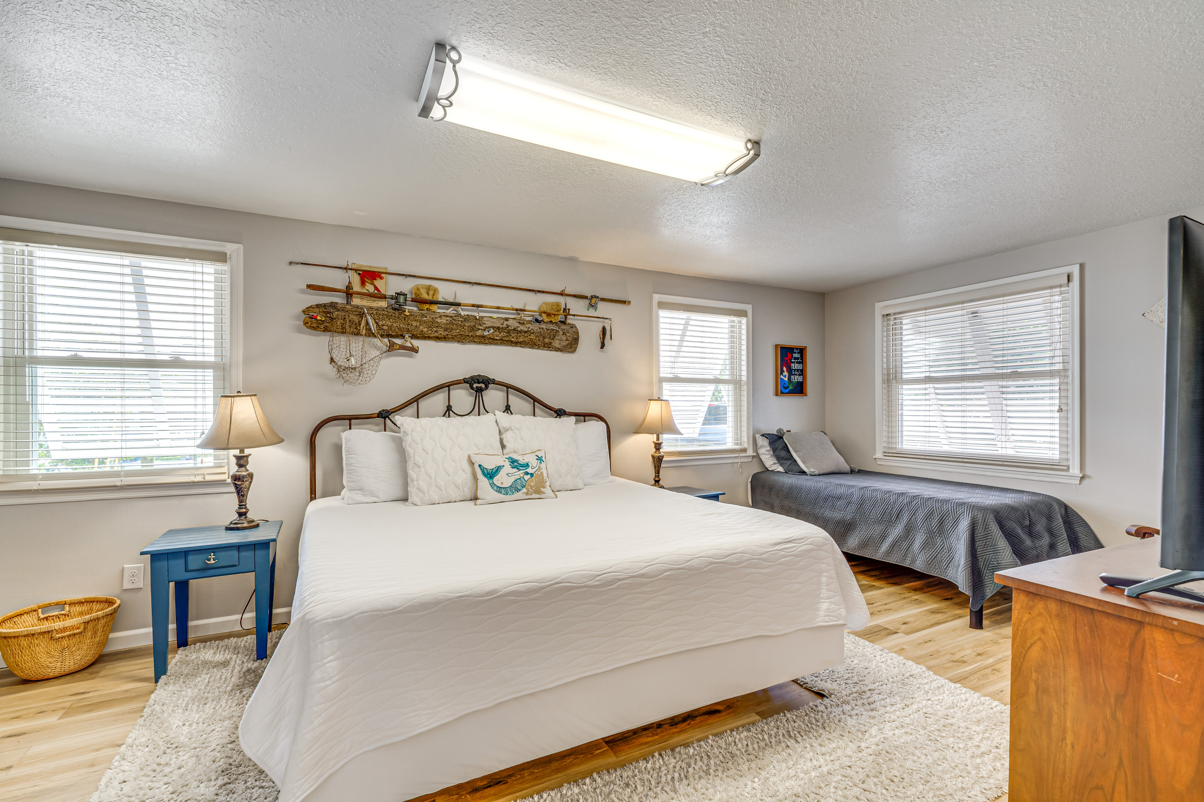 Waterfront Florida Abode w/ Deck, Grill & Fire Pit