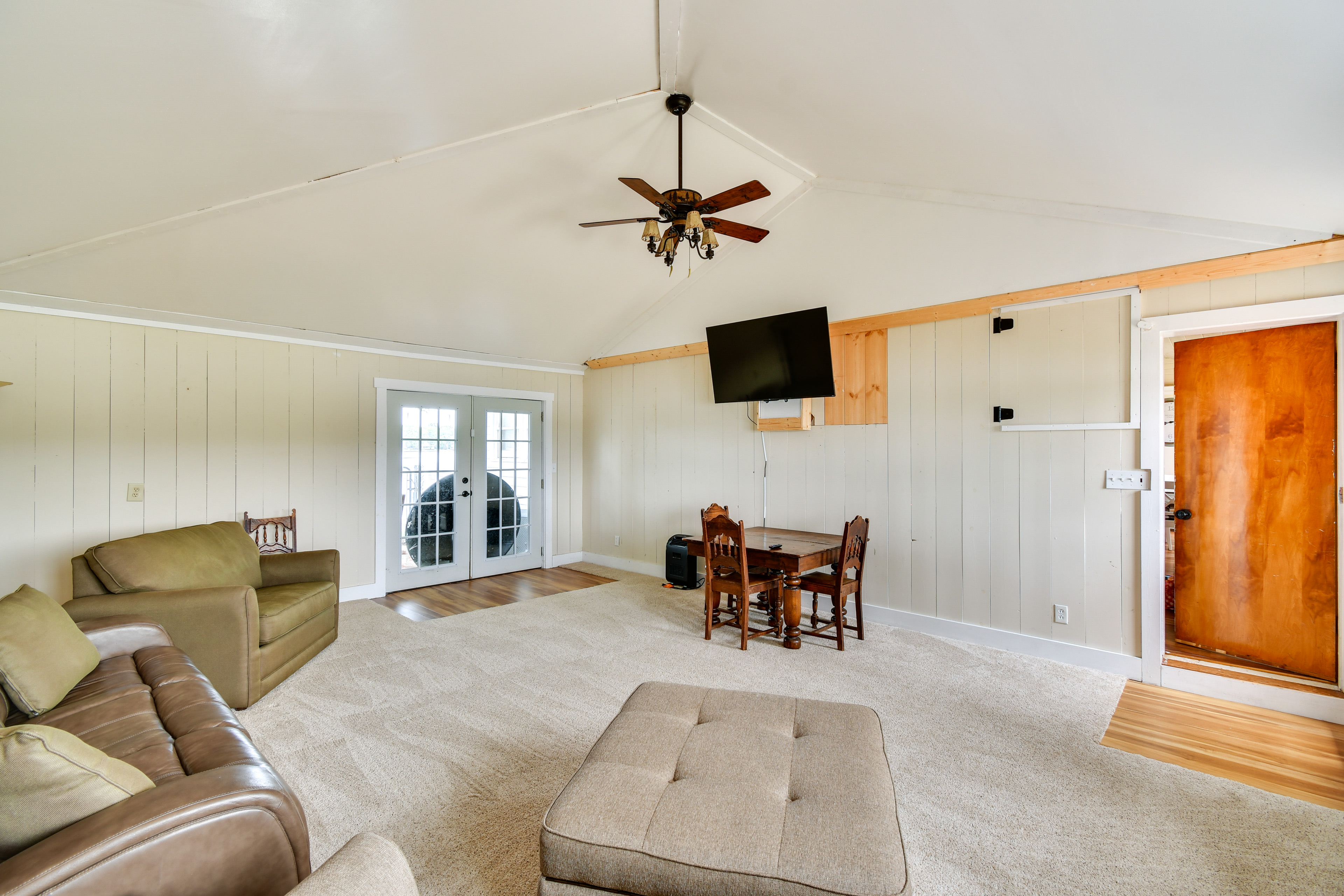 Lakefront Gladwin Vacation Rental w/ Deck & Dock!