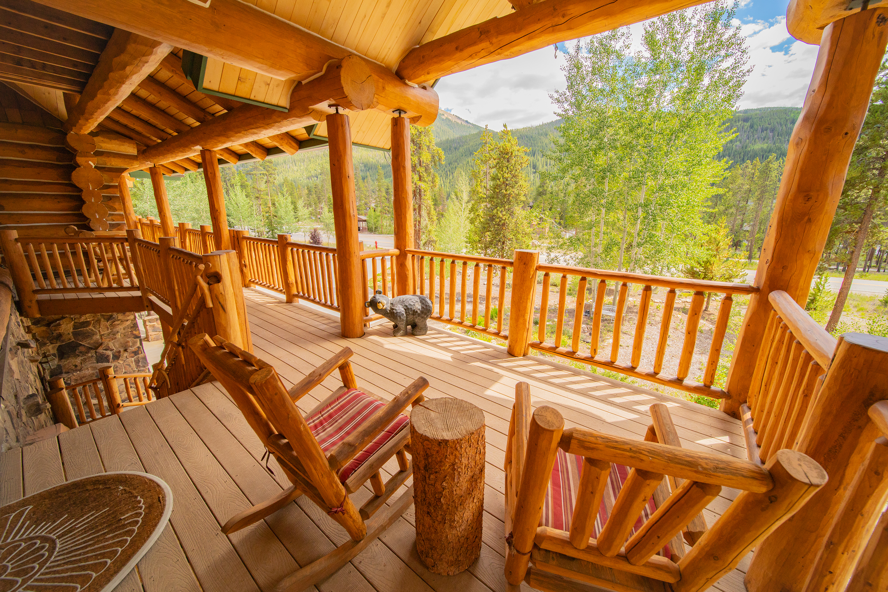 Spacious Deck with seating at the front of the Lodge