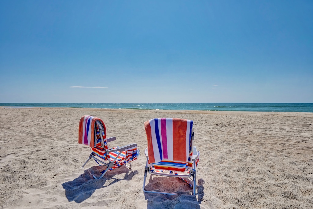 Imagine yourself relaxing on this beautiful beach all day