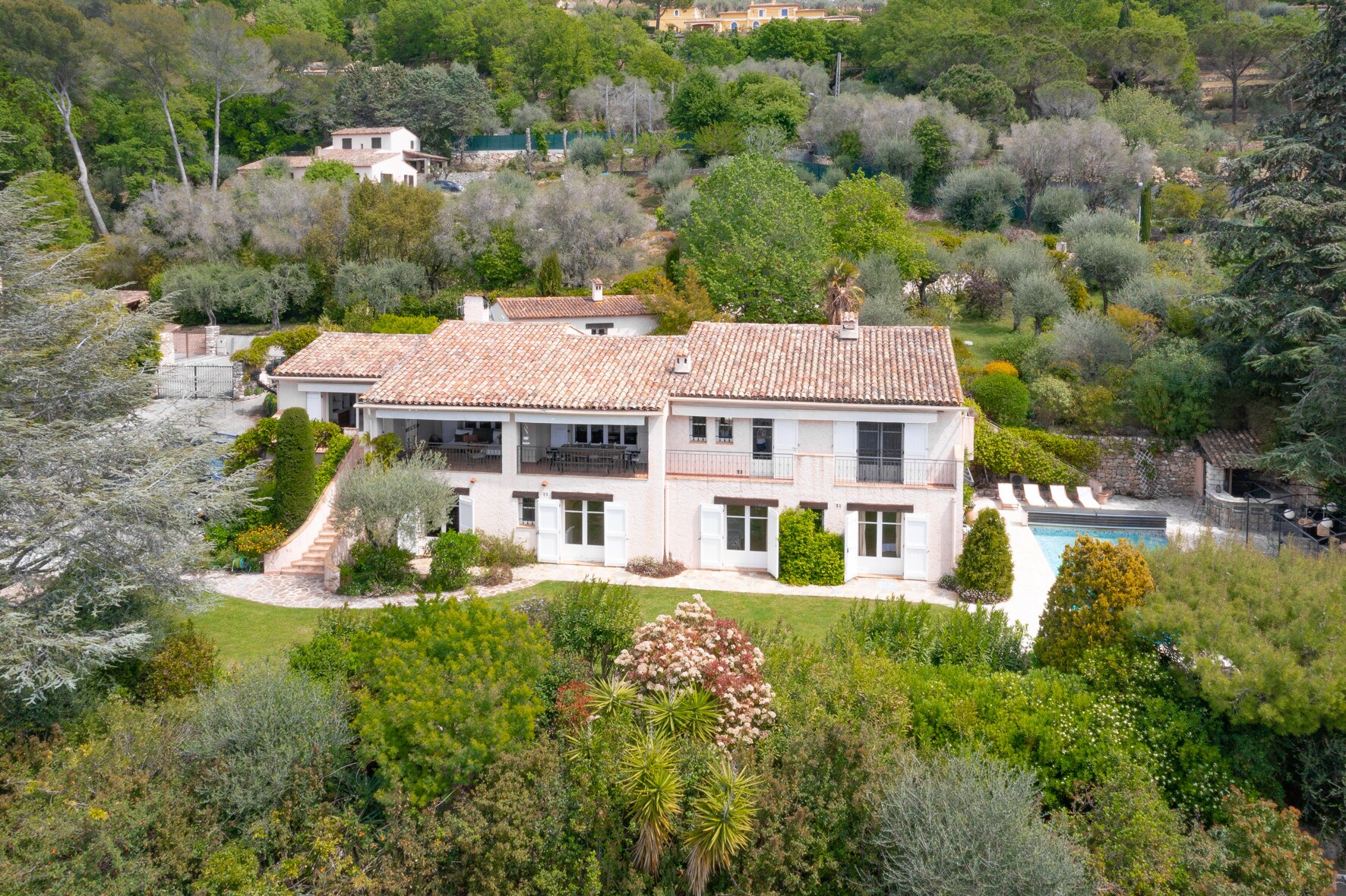 Property Image 1 - Domaine de la Source