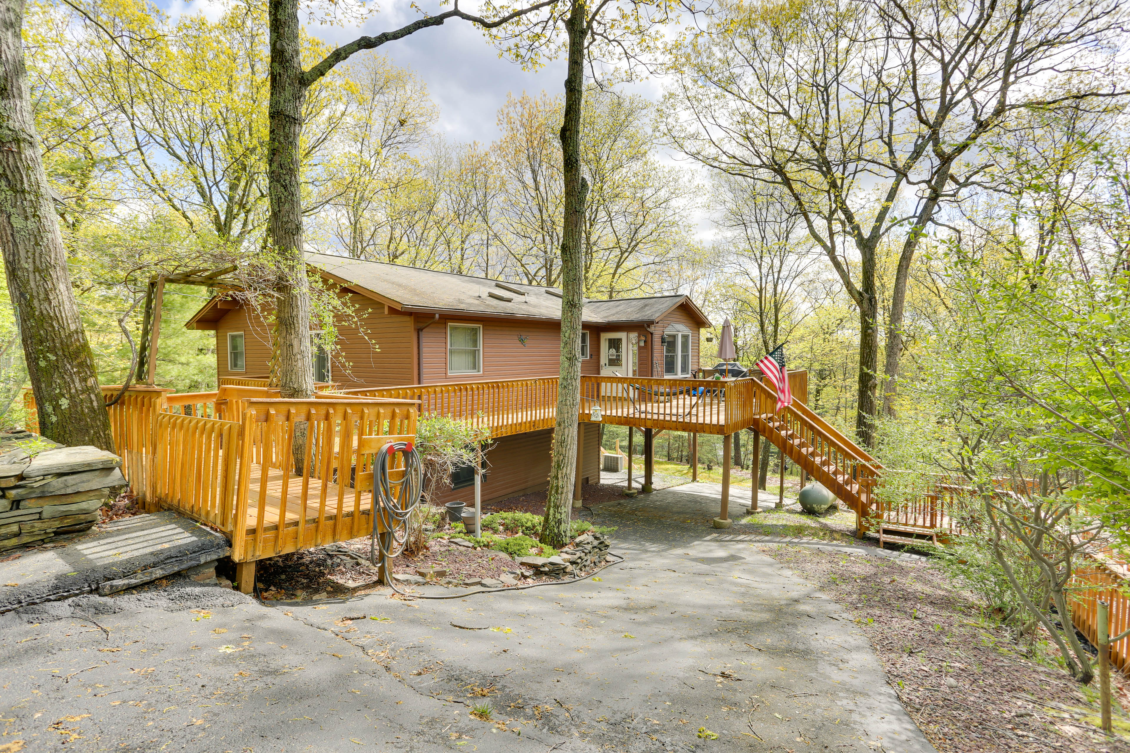Property Image 2 - Lakeside Dingmans Ferry Vacation Rental Cabin!