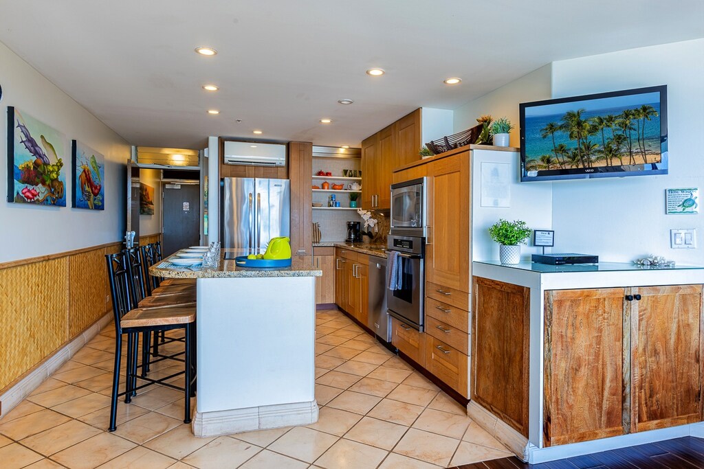Spacious kitchen to prepare your favorite meals