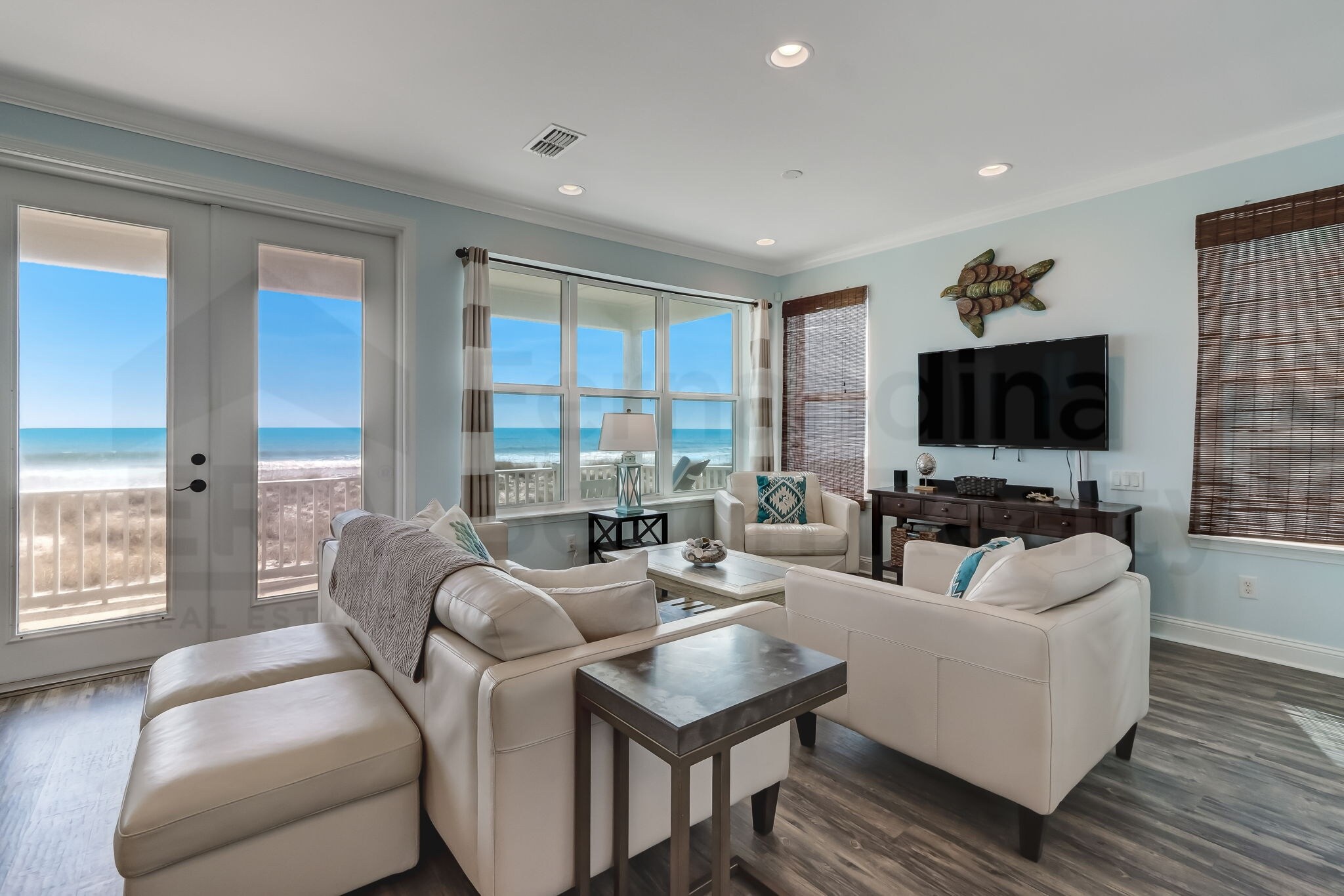Living Room/Ocean View