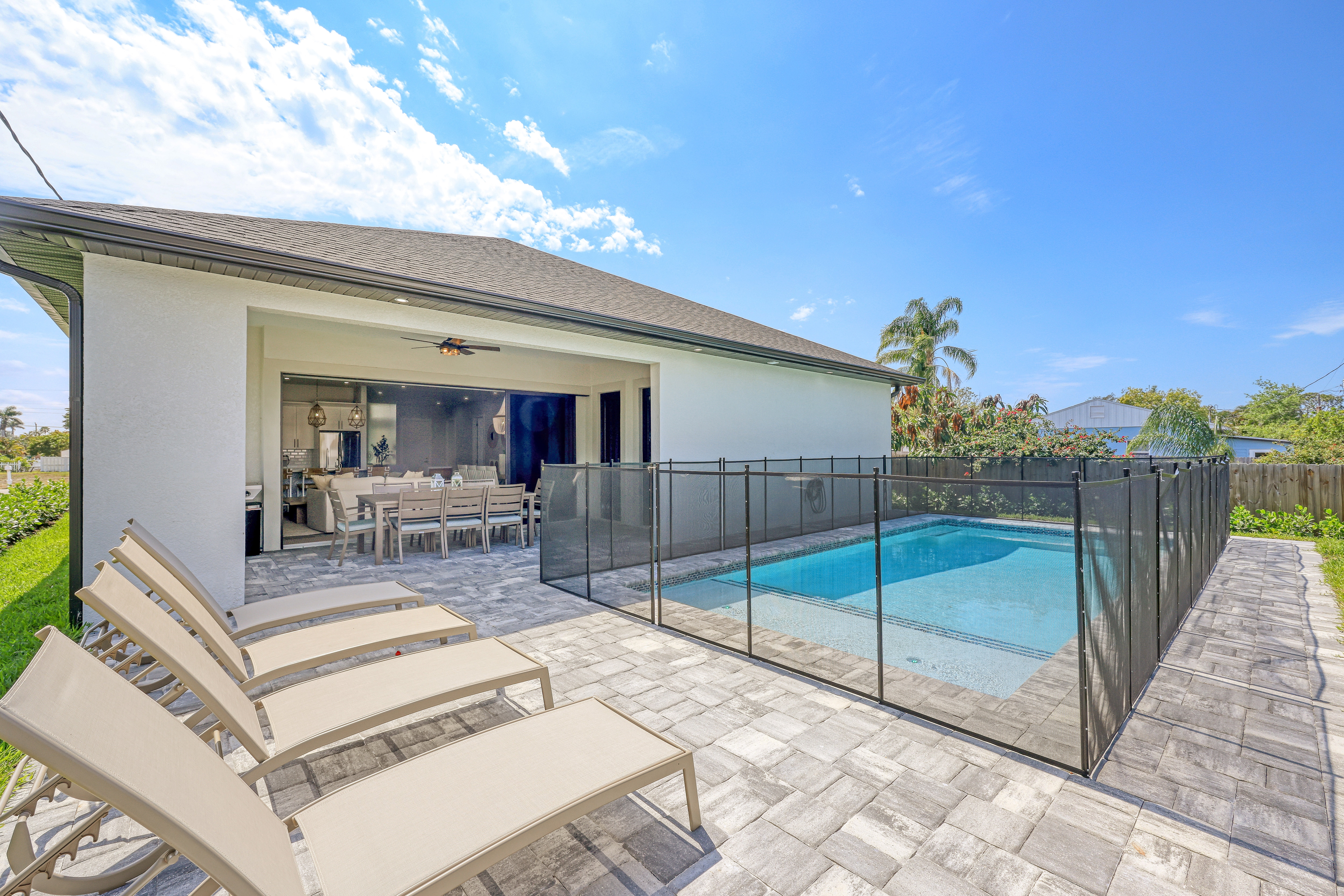 Property Image 1 - Luxe, priv. pool, near beach