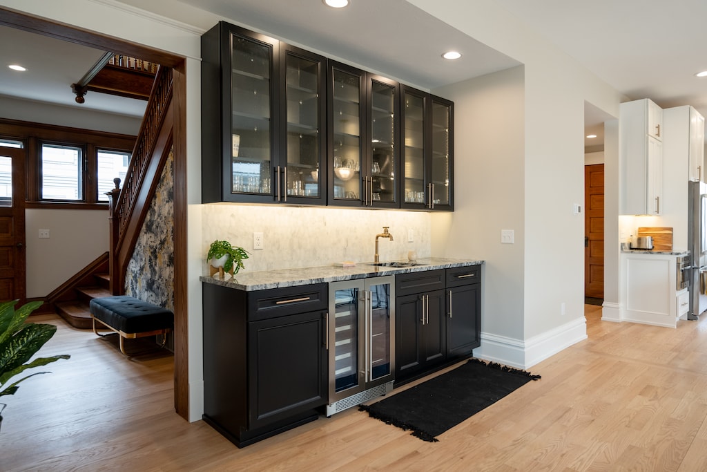 Wet bar and wine fridge