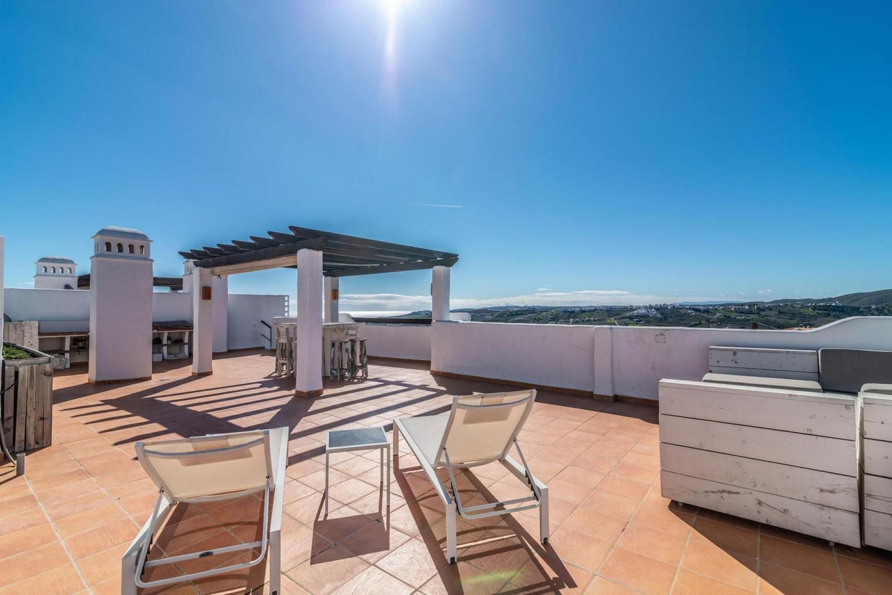 Property Image 1 - Casares Golf   Sea apartment Ref M10