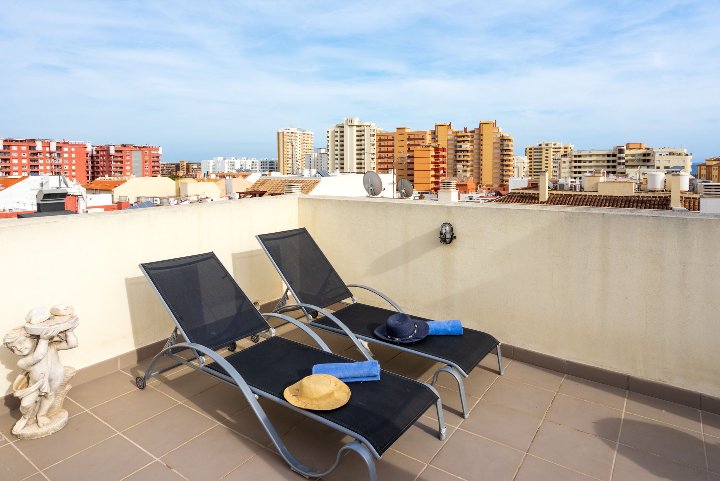 Property Image 2 - Top-floor flat in Los Boliches Ref 13