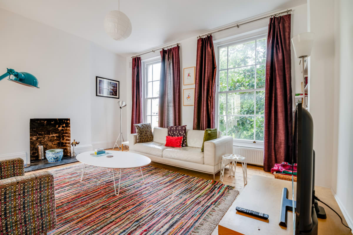 Property Image 2 - Bright Two Bedroom Apartment Near Vibrant Camden Town