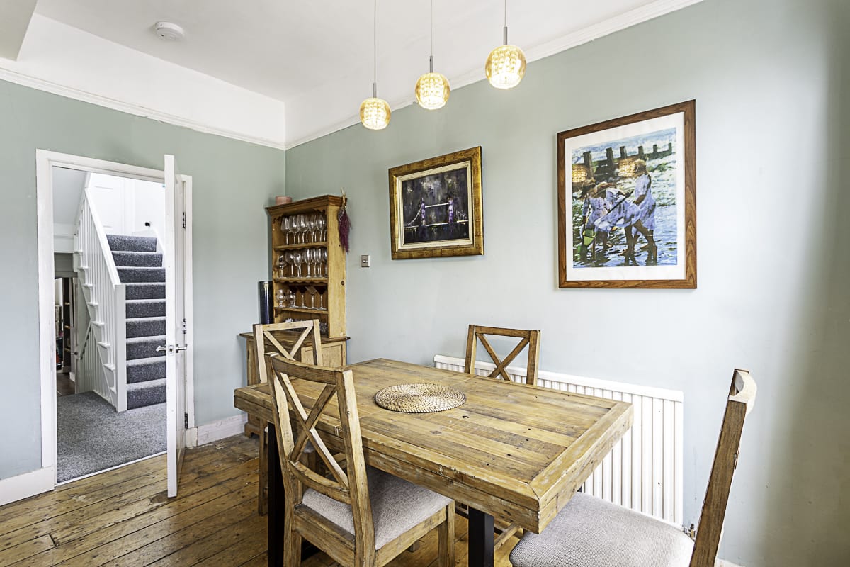 Property Image 2 - Bright Brixton Garden Apartment