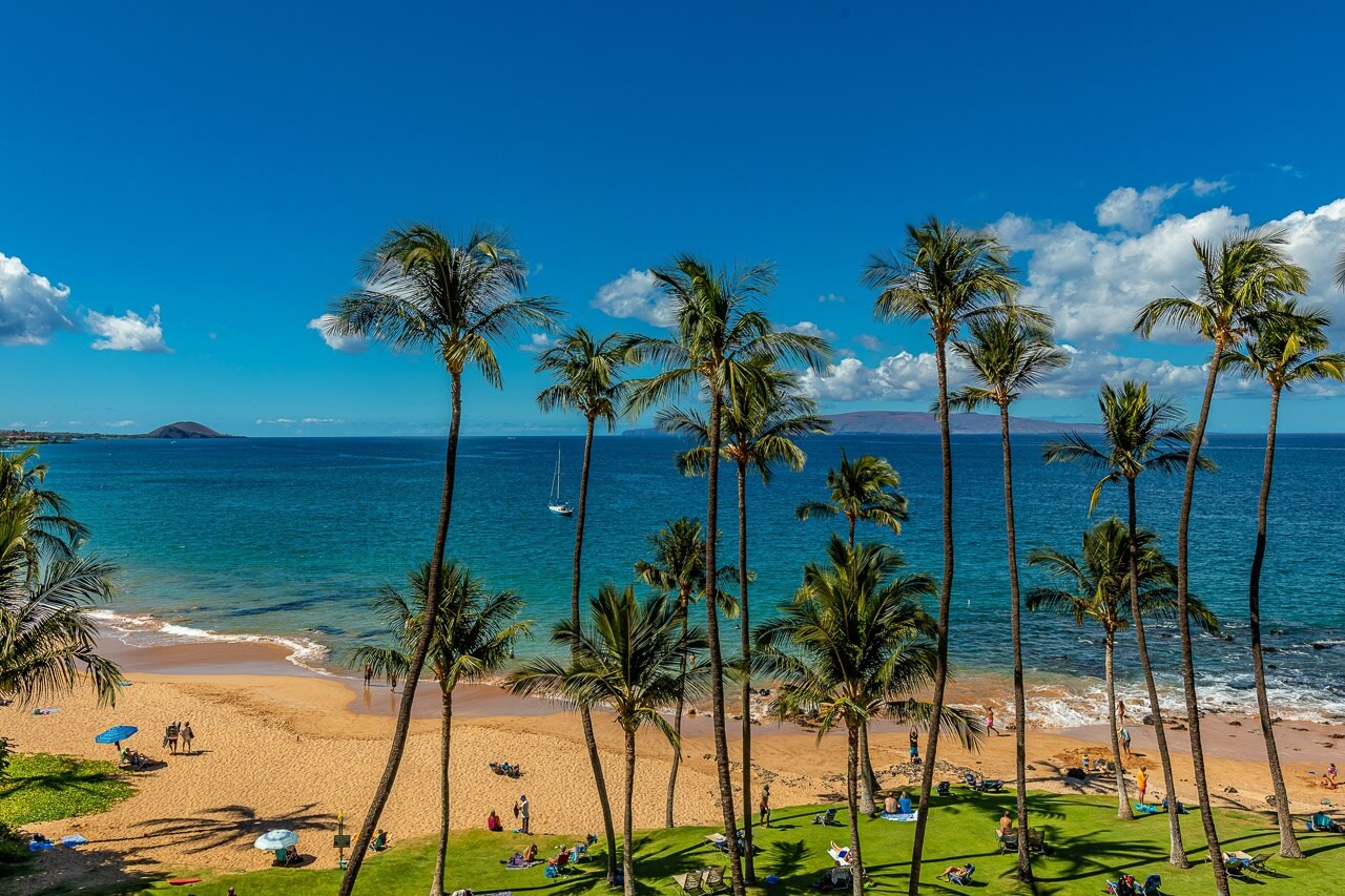 Gorgeous Beachfront Views from Lanai