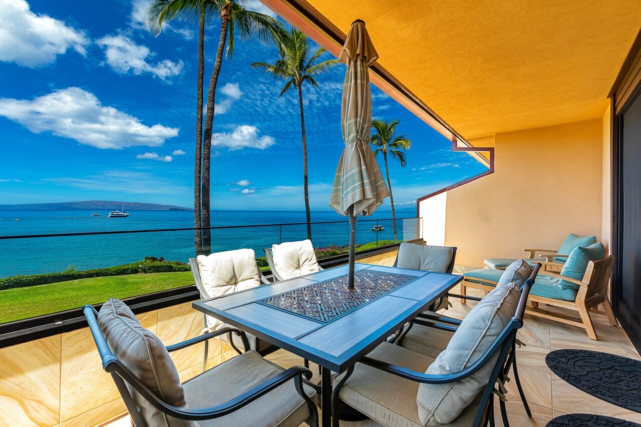 Enjoy the amazing view and the Maui breeze from the lanai.