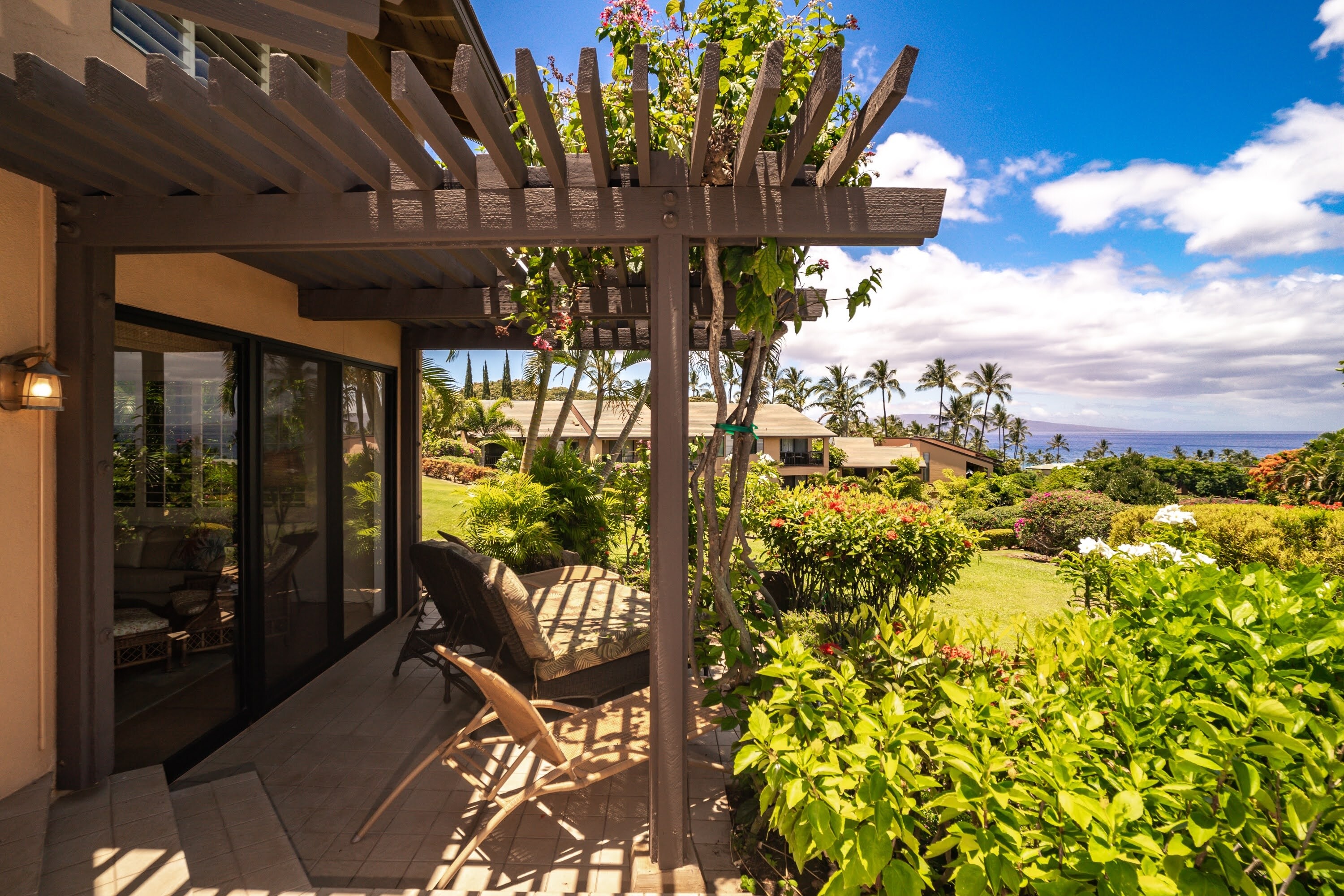 Stunning Ocean View from private lanai.