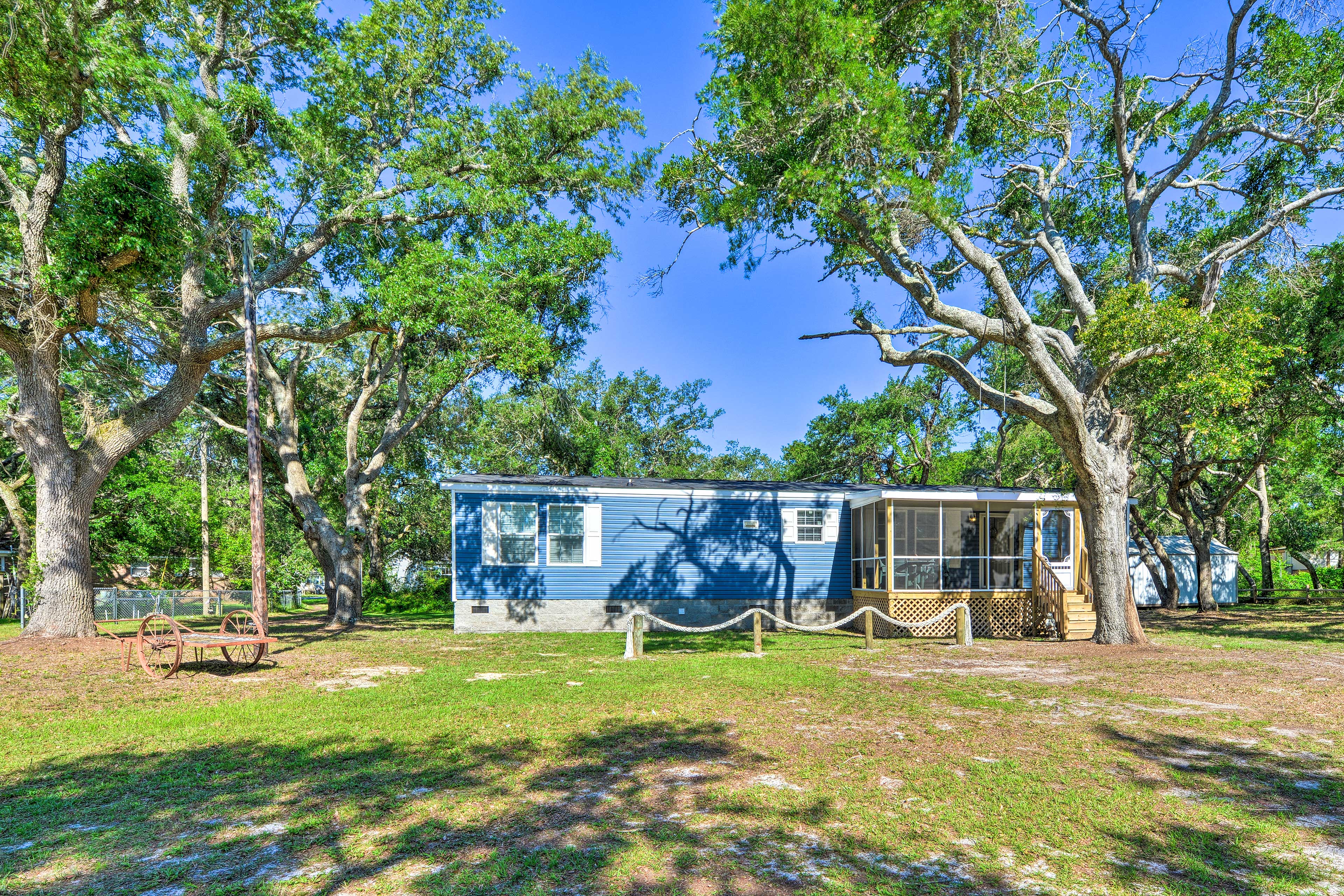 Property Image 2 - ’Pelican Place’ Coastal Cottage Walk to Back Sound