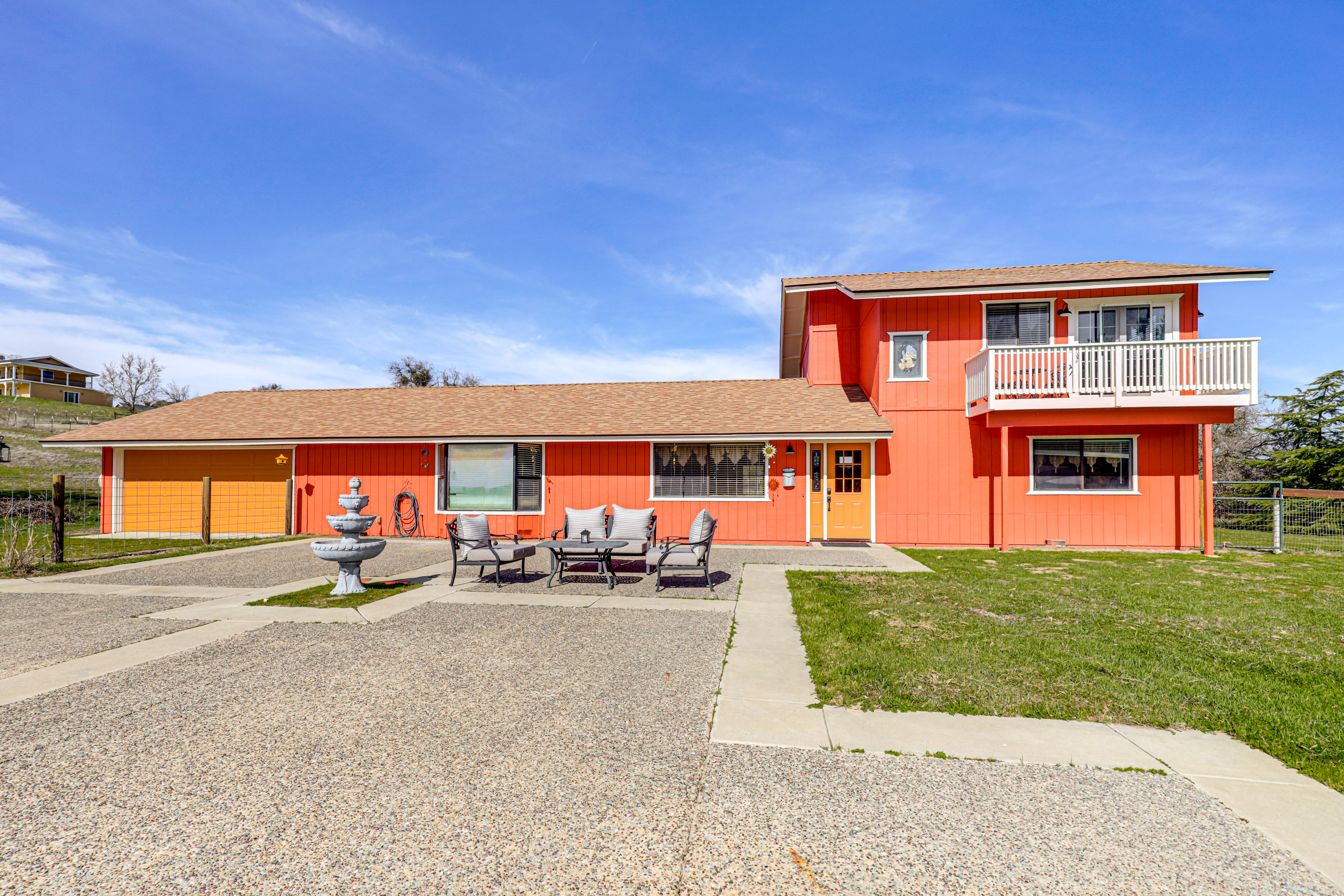 Pleasant Valley Wine Trail Home - Near Paso Robles