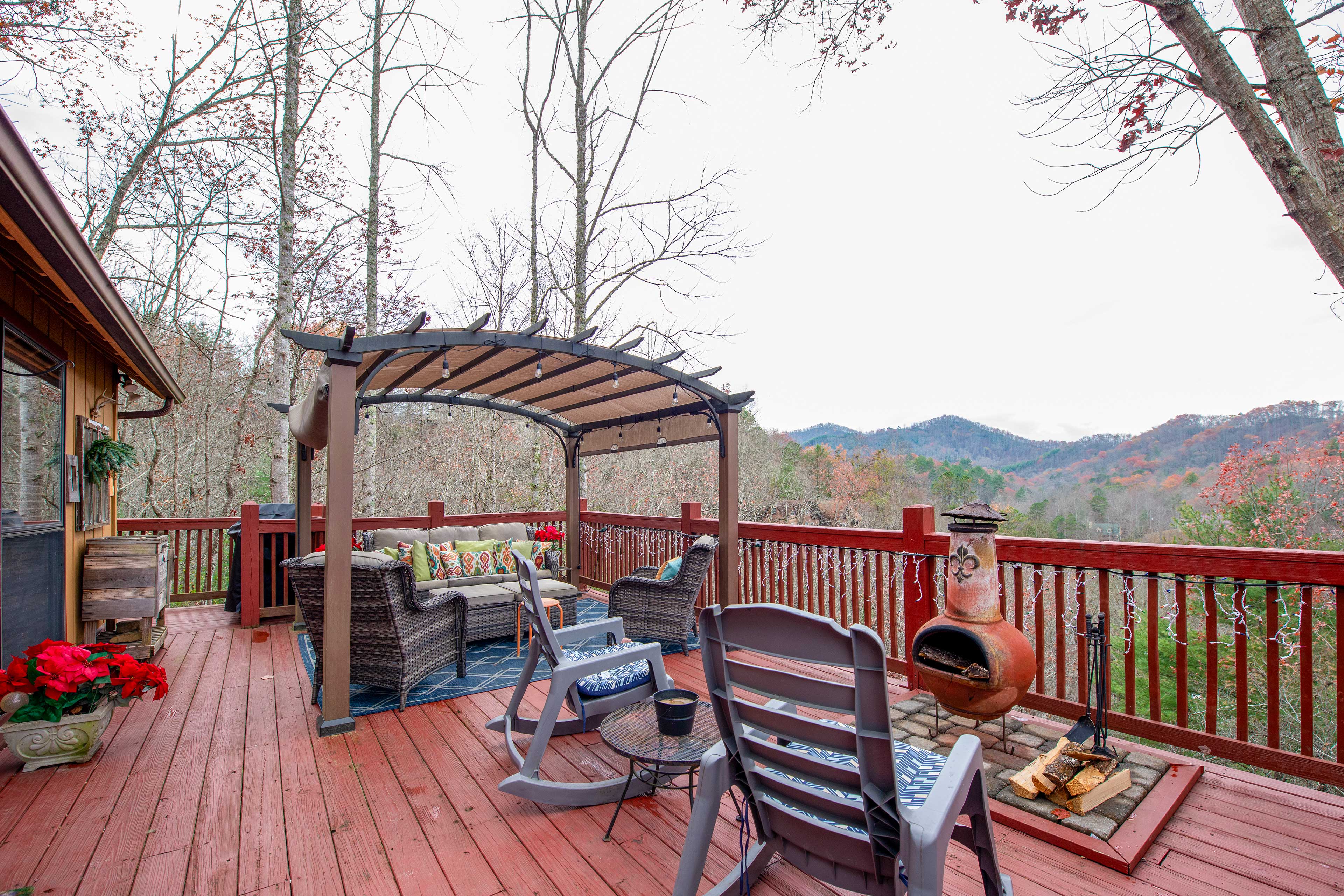 Property Image 2 - Secluded Cabin w/ Deck, Hot Tub & Lake Access!