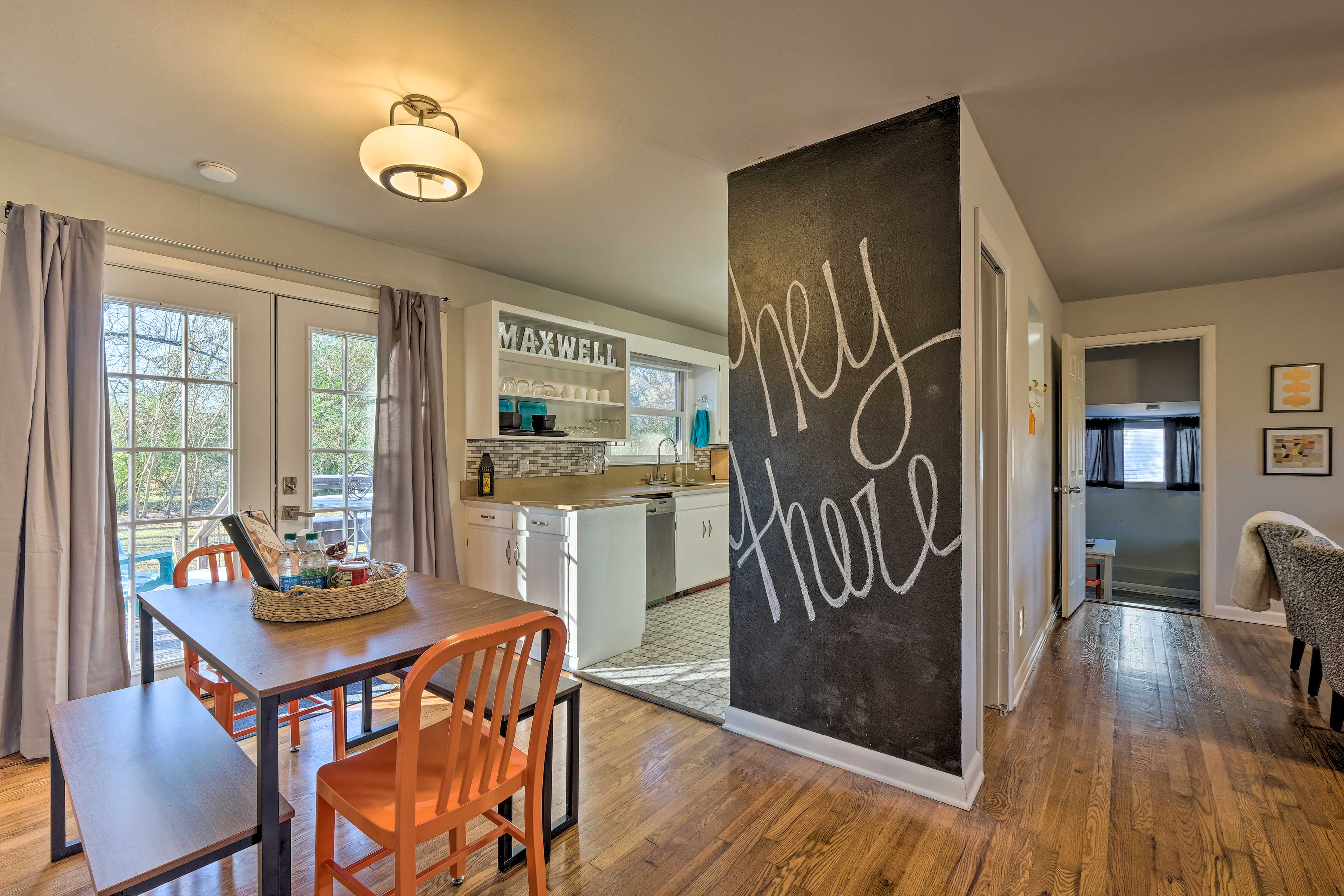 PetFriendly Fayetteville Home