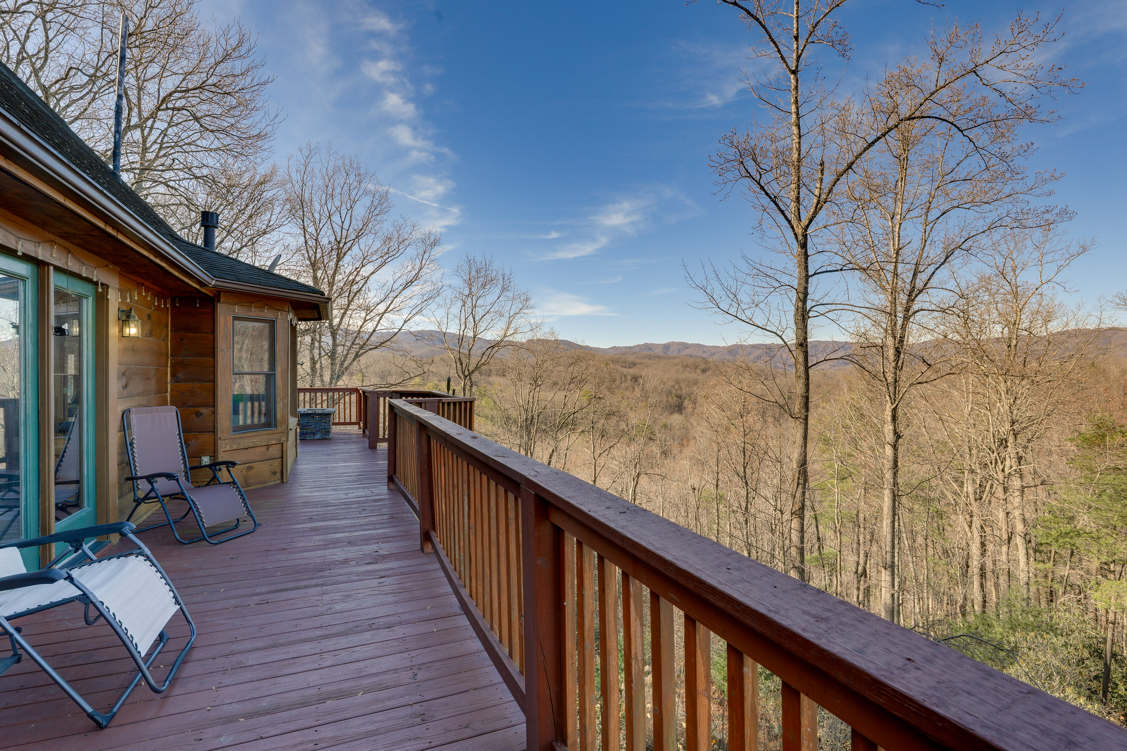 Property Image 1 - Powderhorn Mountain Cabin w/ Hot Tub & Game Room