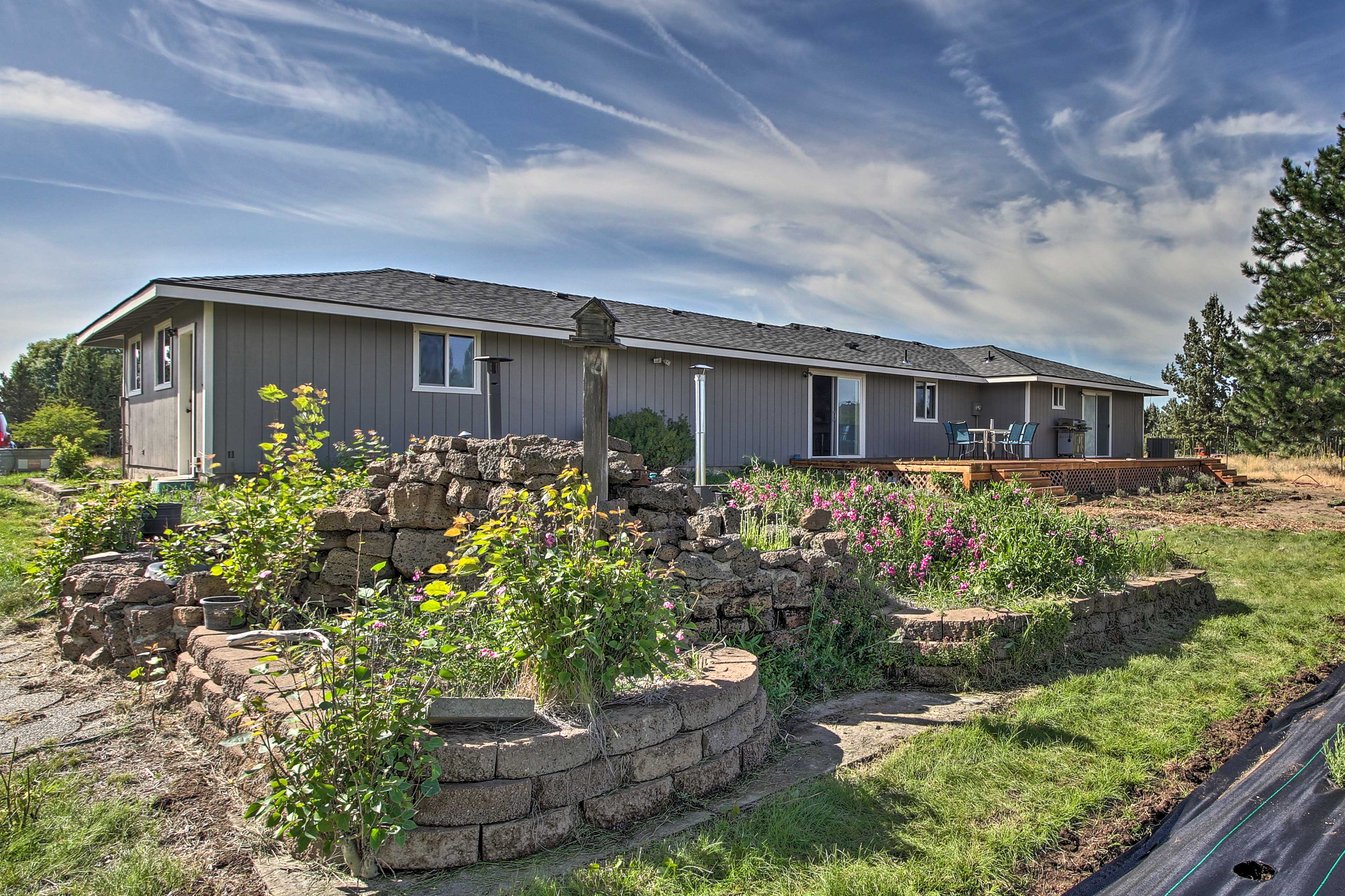 Property Image 2 - Updated Farmhouse w/ Deck on Central Oregon Canal!