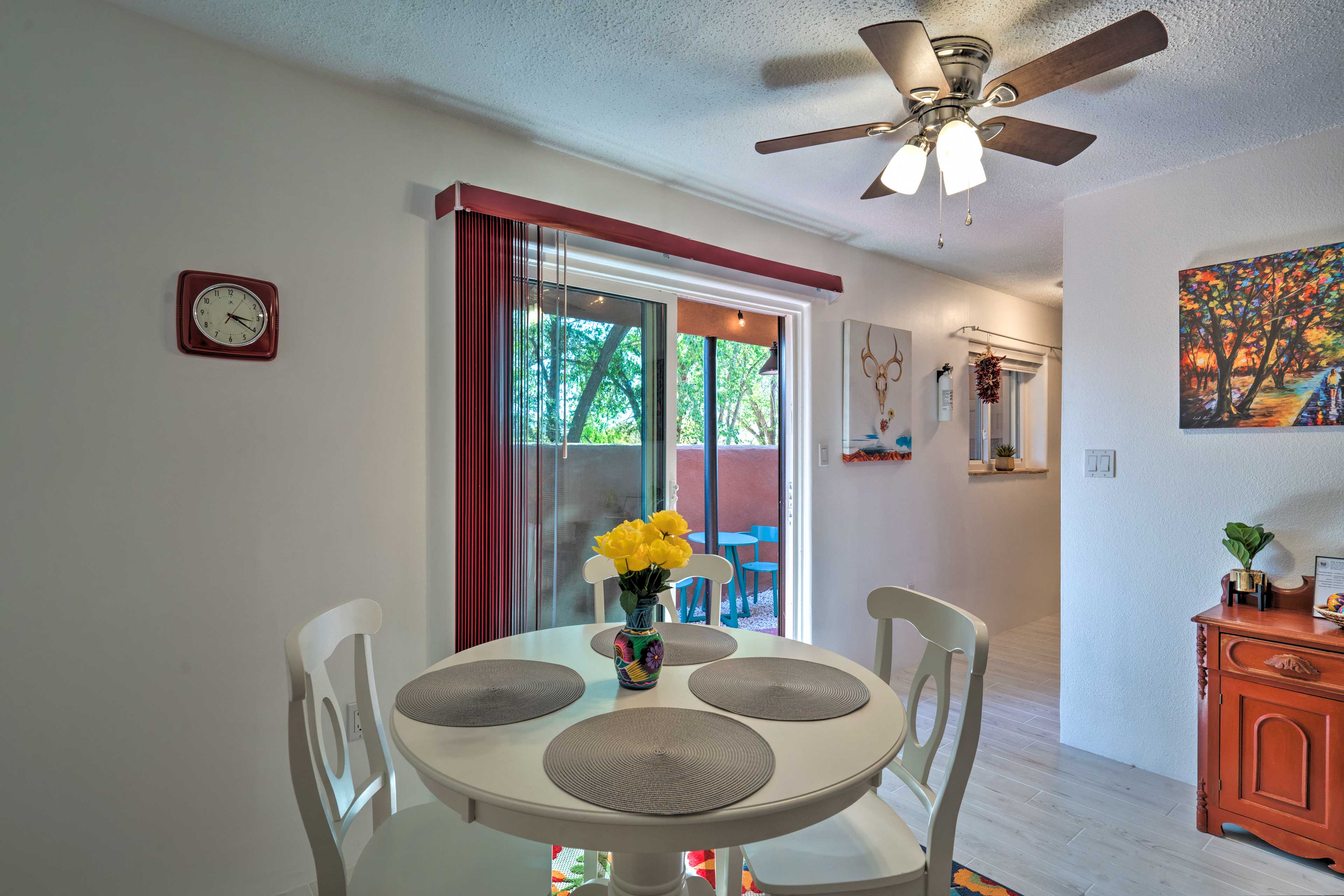 Santa Fe Bungalow ~ 2 Mi to Downtown!