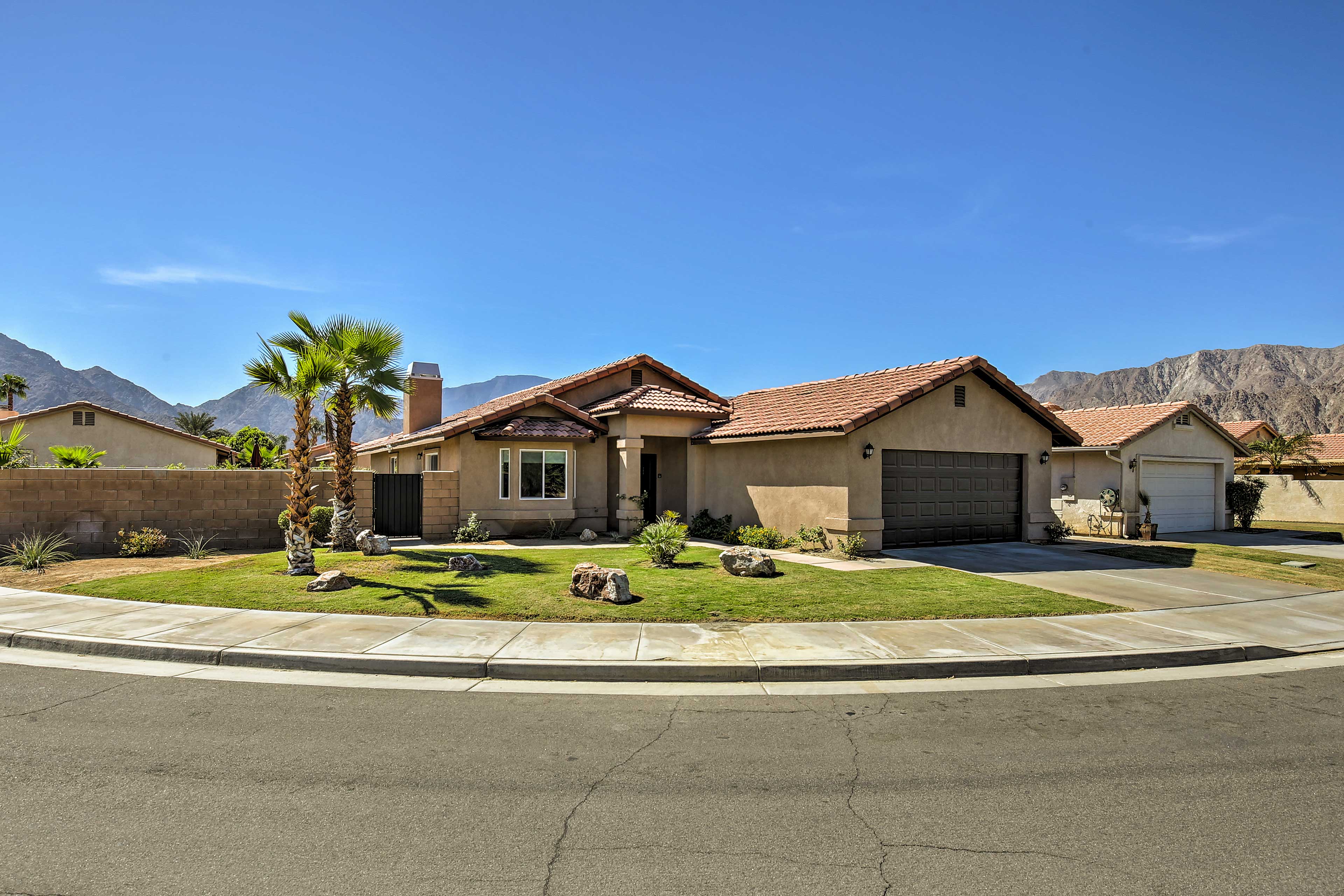 Property Image 2 - 065355: Luxury 3 BR Desert Retreat: Near Coachella