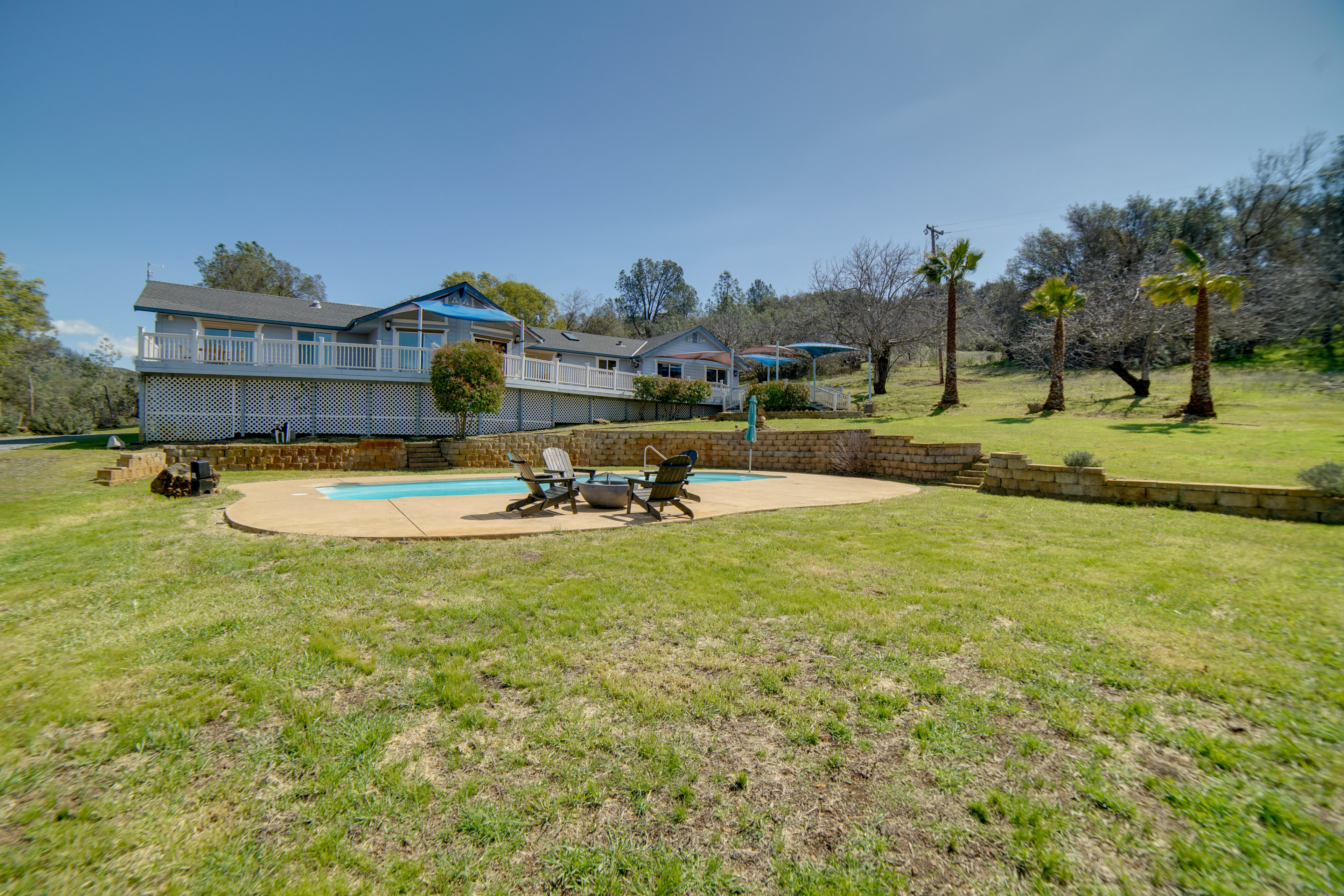 Property Image 2 - Pet-Friendly Clearlake Oaks Vacation Home w/ Pool!
