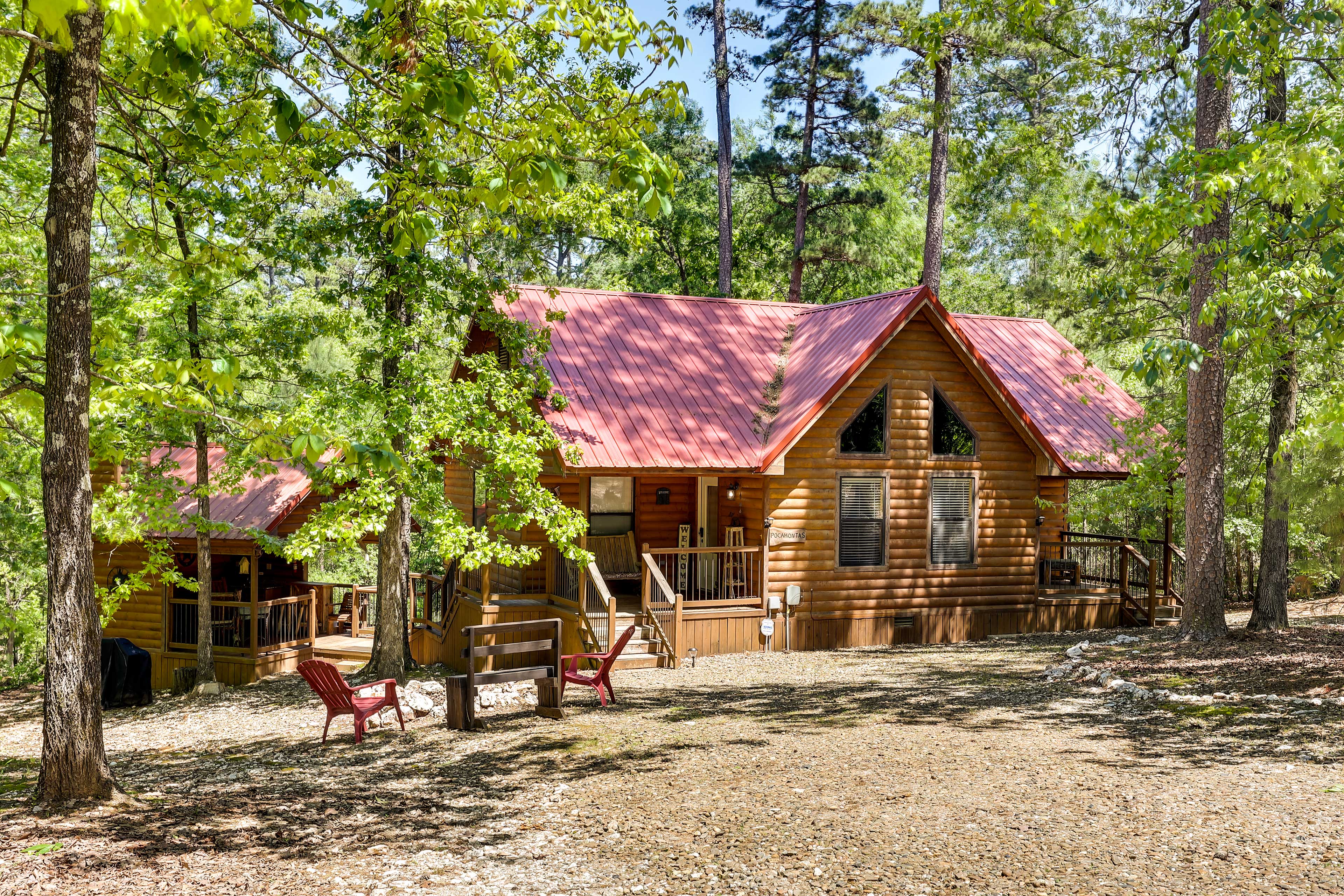 Property Image 1 - Broken Bow Rental Cabin w/ Hot Tub & Bar