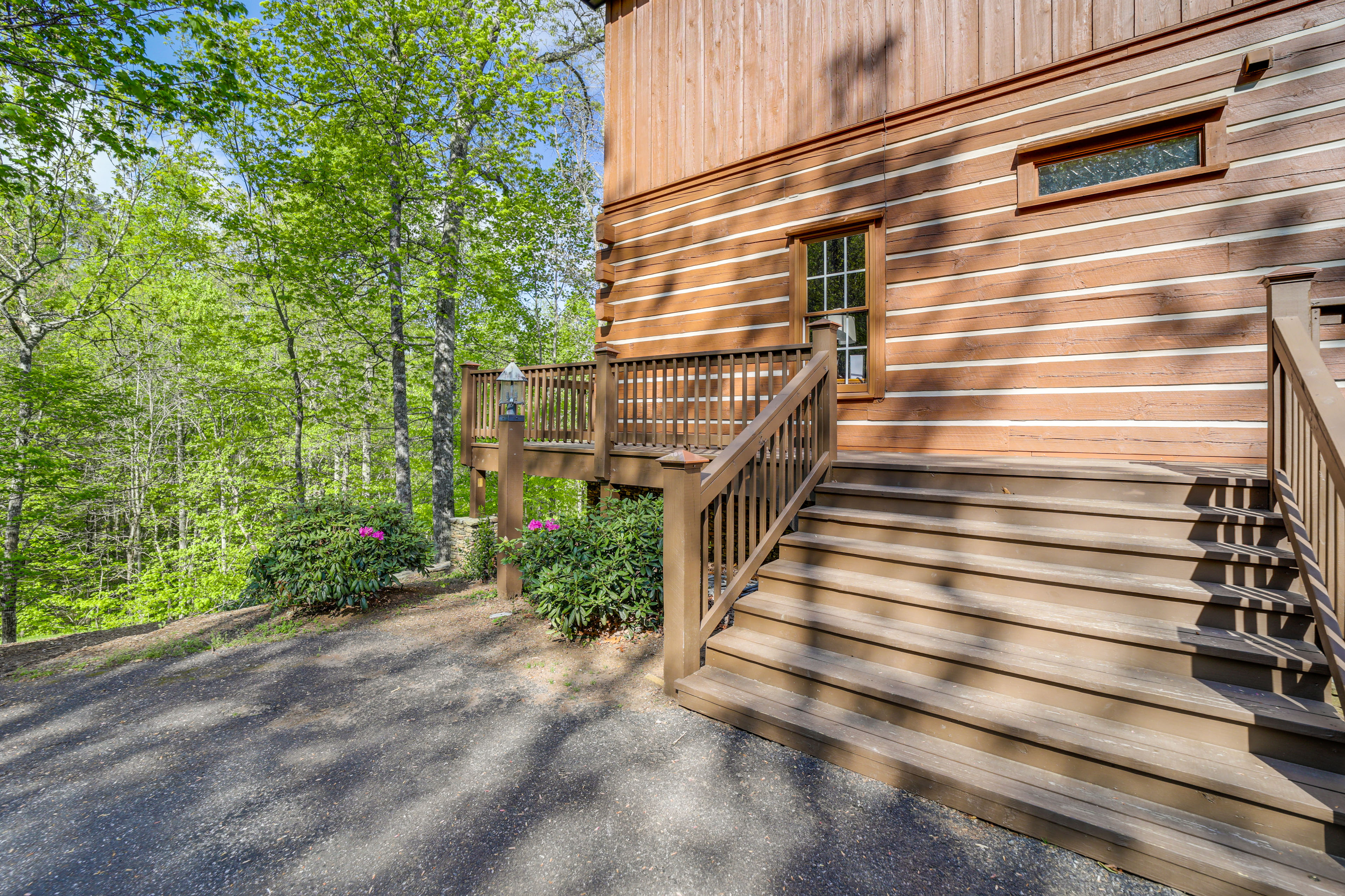 Property Image 1 - Hot Tub & Fire Pit: Secluded Gem in Franklin