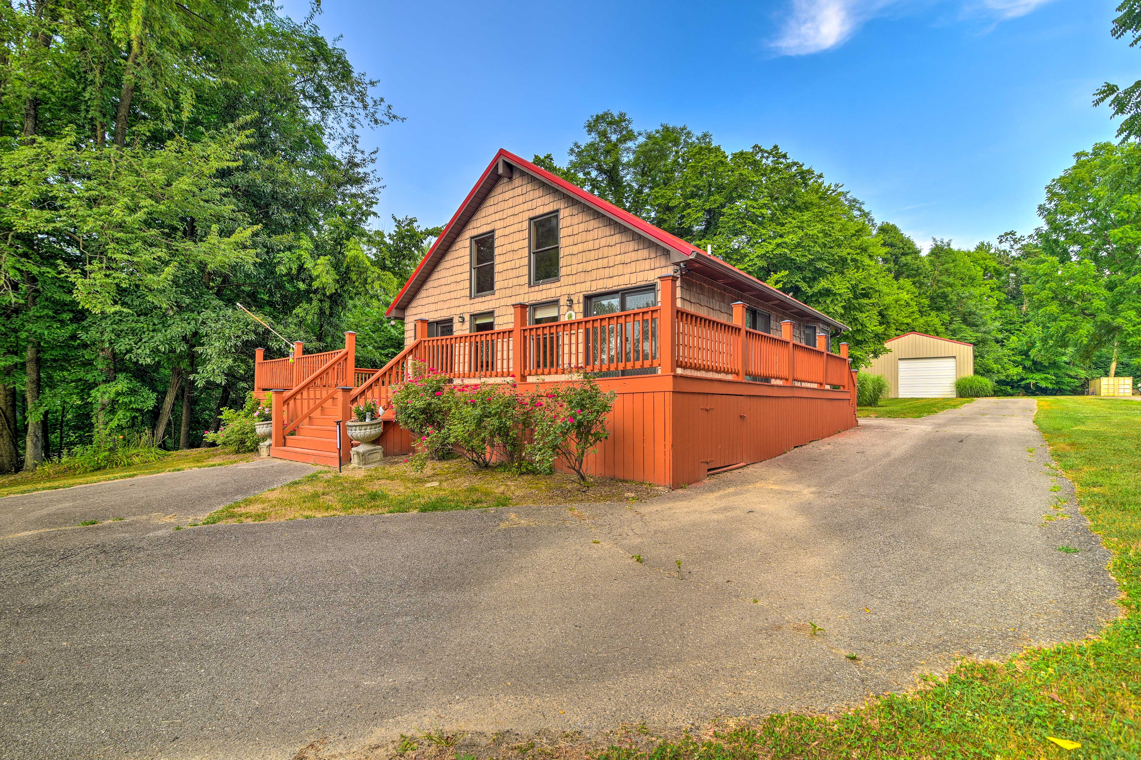 Property Image 2 - Secluded ’Ryman Riviera’ Home: Steps to River