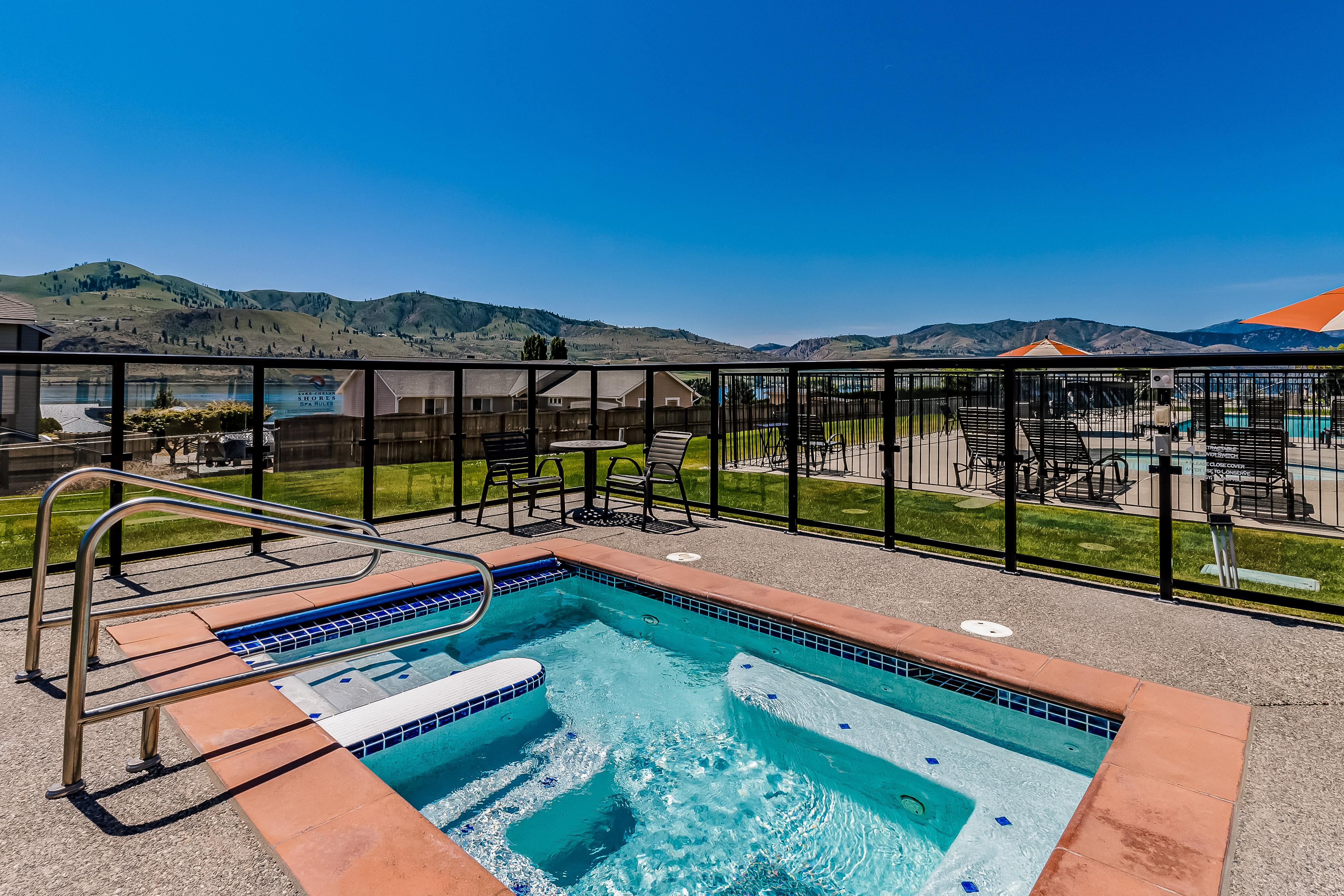 Property Image 2 - Lake Chelan Shores: Starry Night Retreat (19-2)