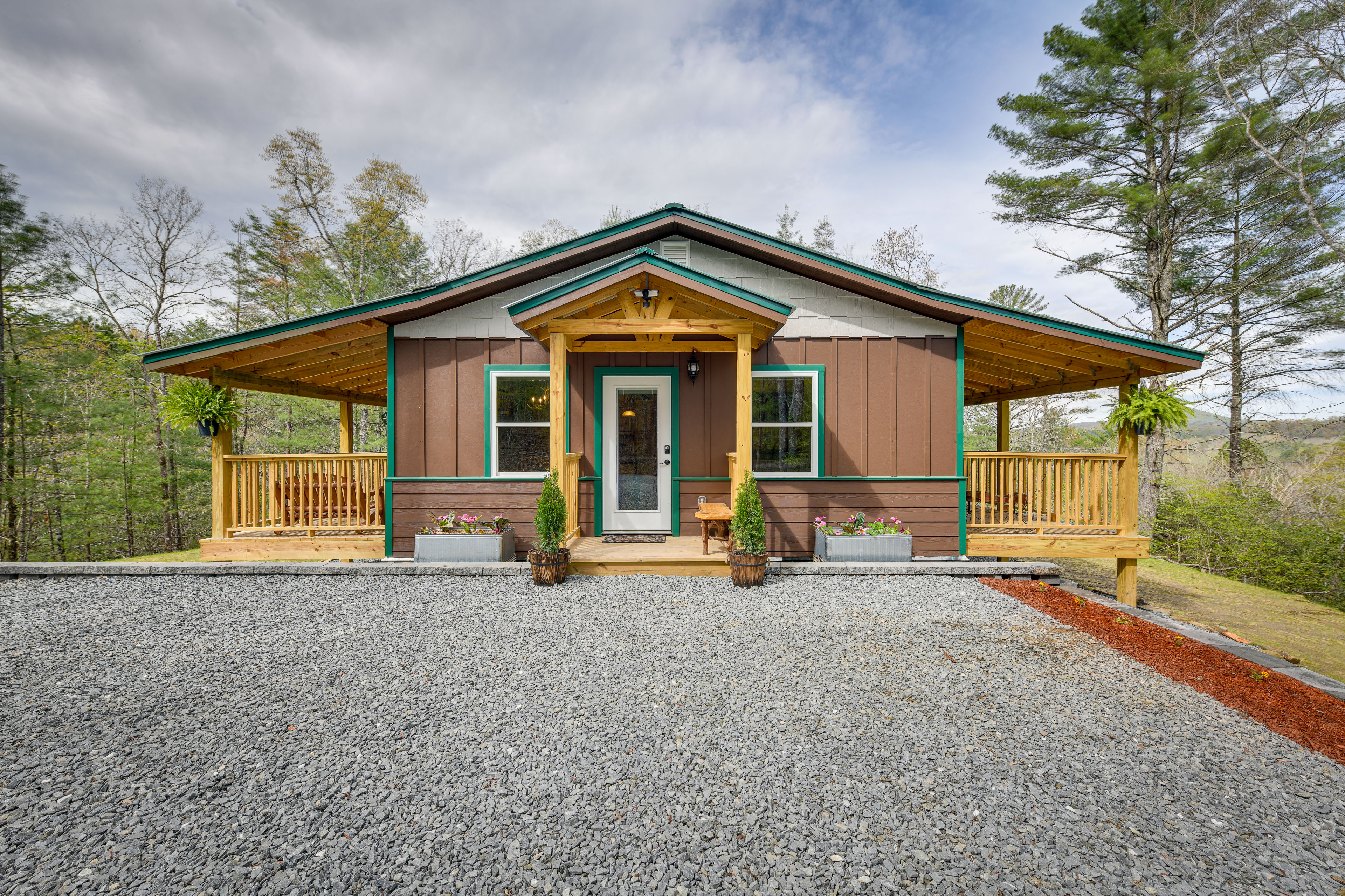 Property Image 2 - Scenic Murphy Cabin w/ Hot Tub, Fire Pit & Views