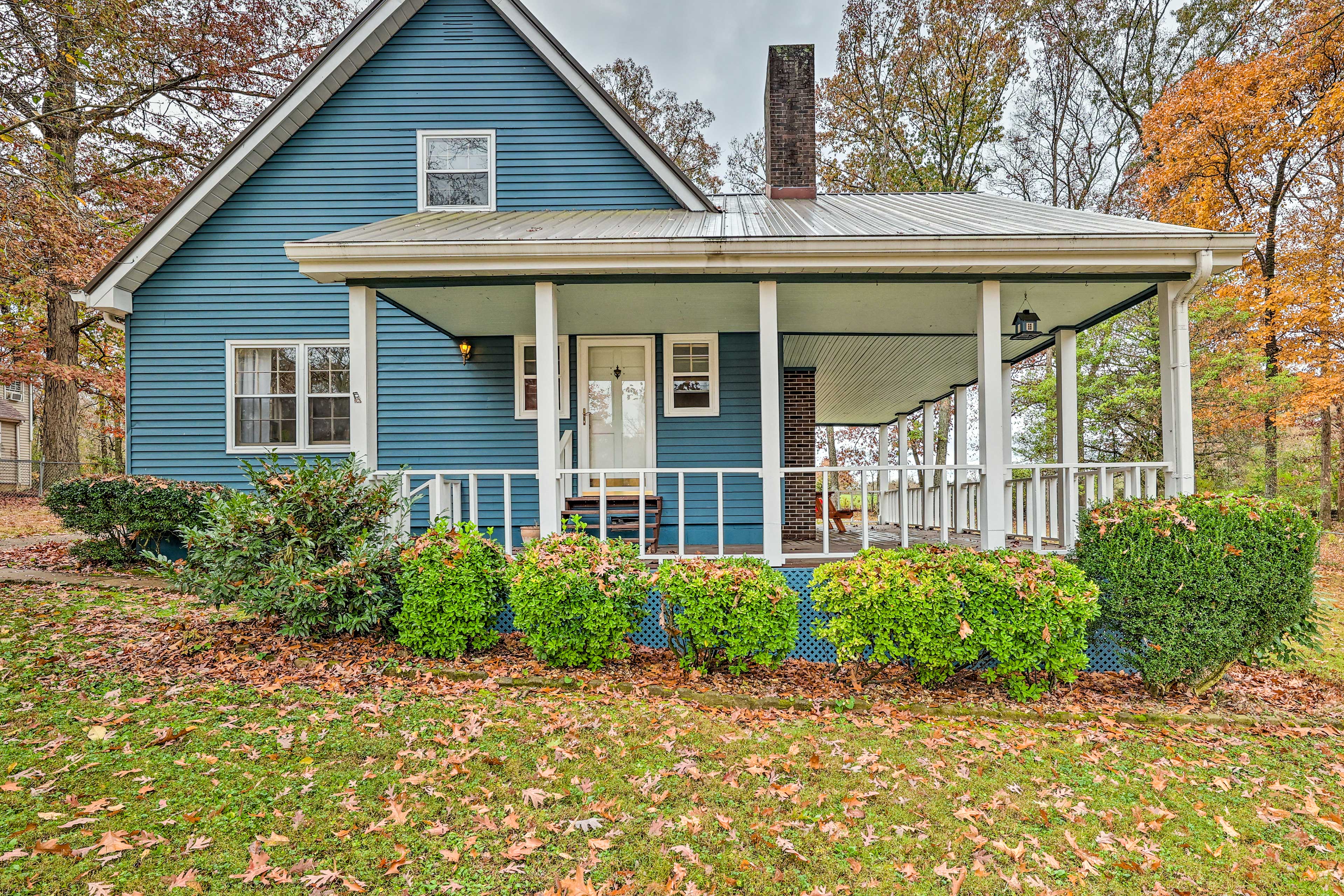 Property Image 1 - Cozy Cottage w/ Private Yard: Pet Friendly!