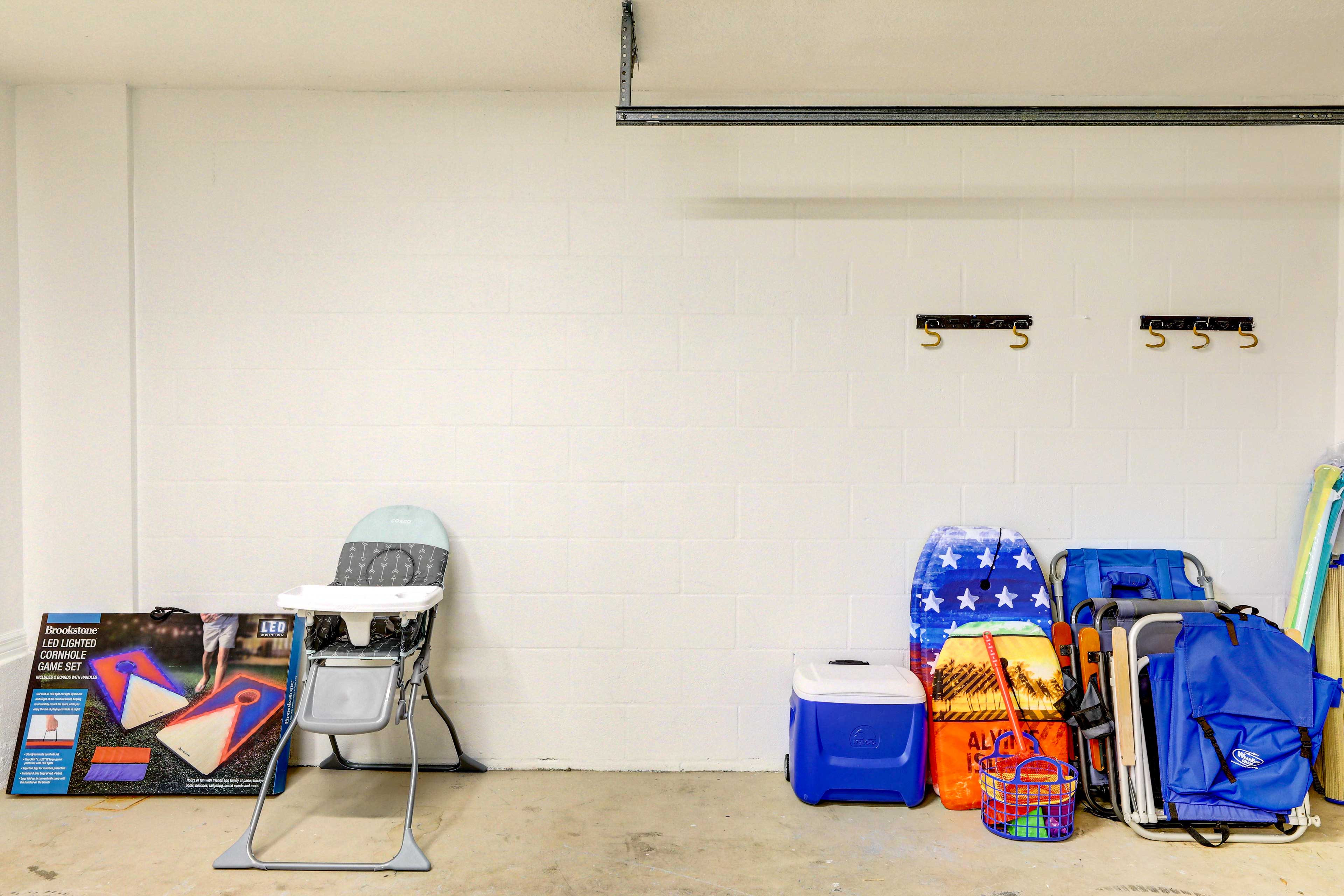 Dog-Friendly Home w/ Pool & Yard in Bradenton