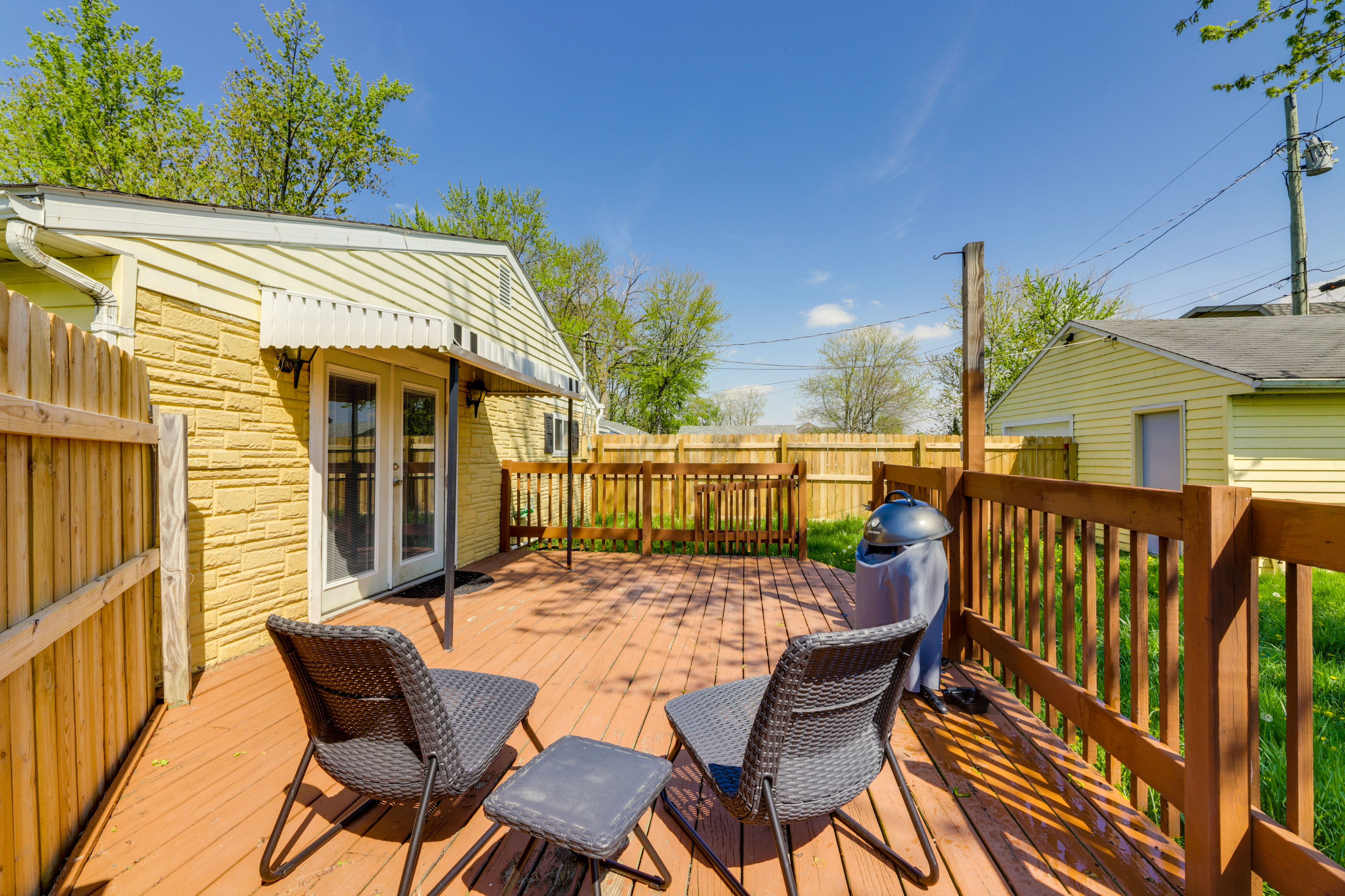 Pet-Friendly Ohio Escape w/ Deck & Community Dock!