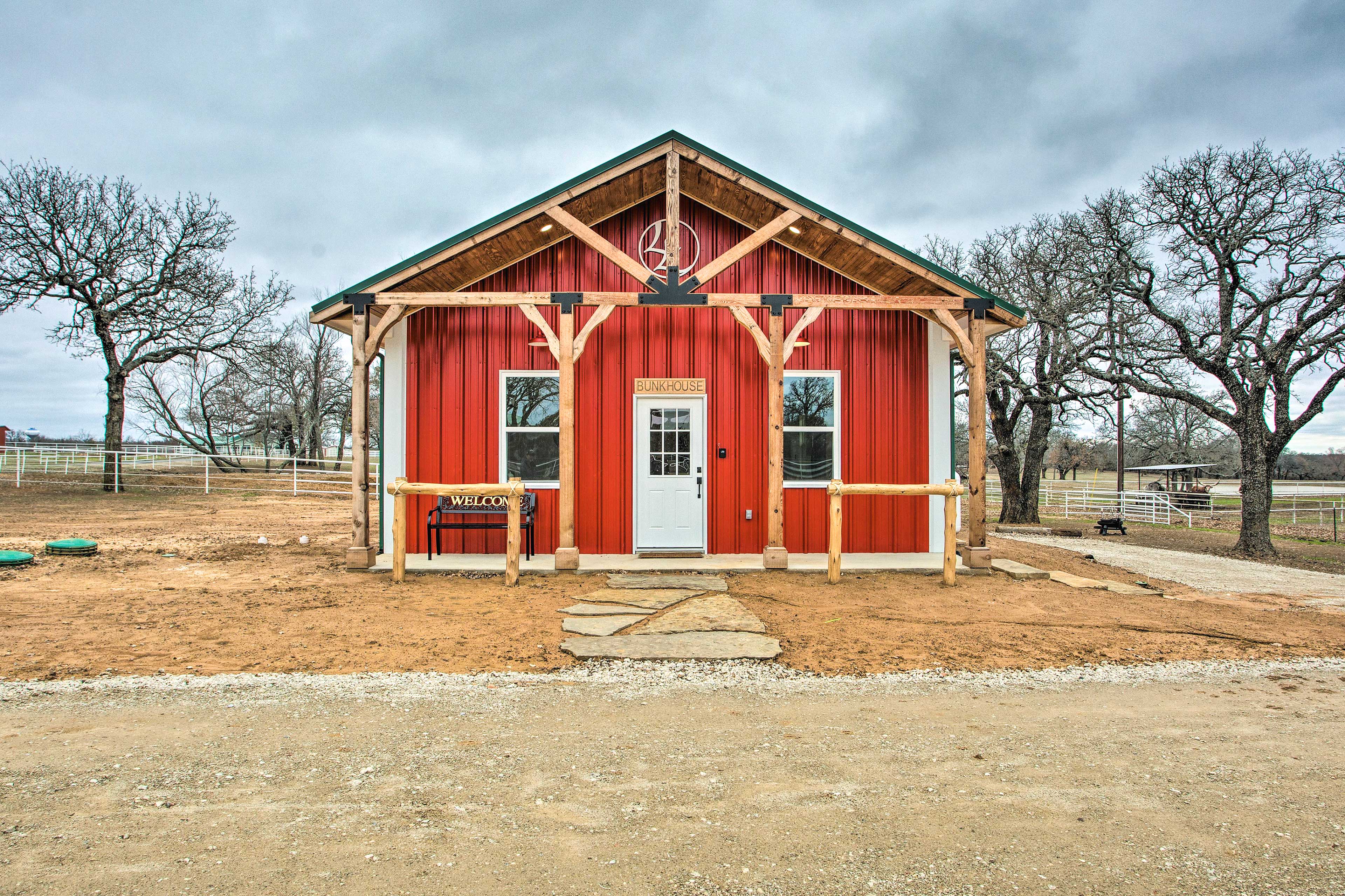 Property Image 1 - Dog-Friendly Texas Ranch w/ Patio, Horses On-Site