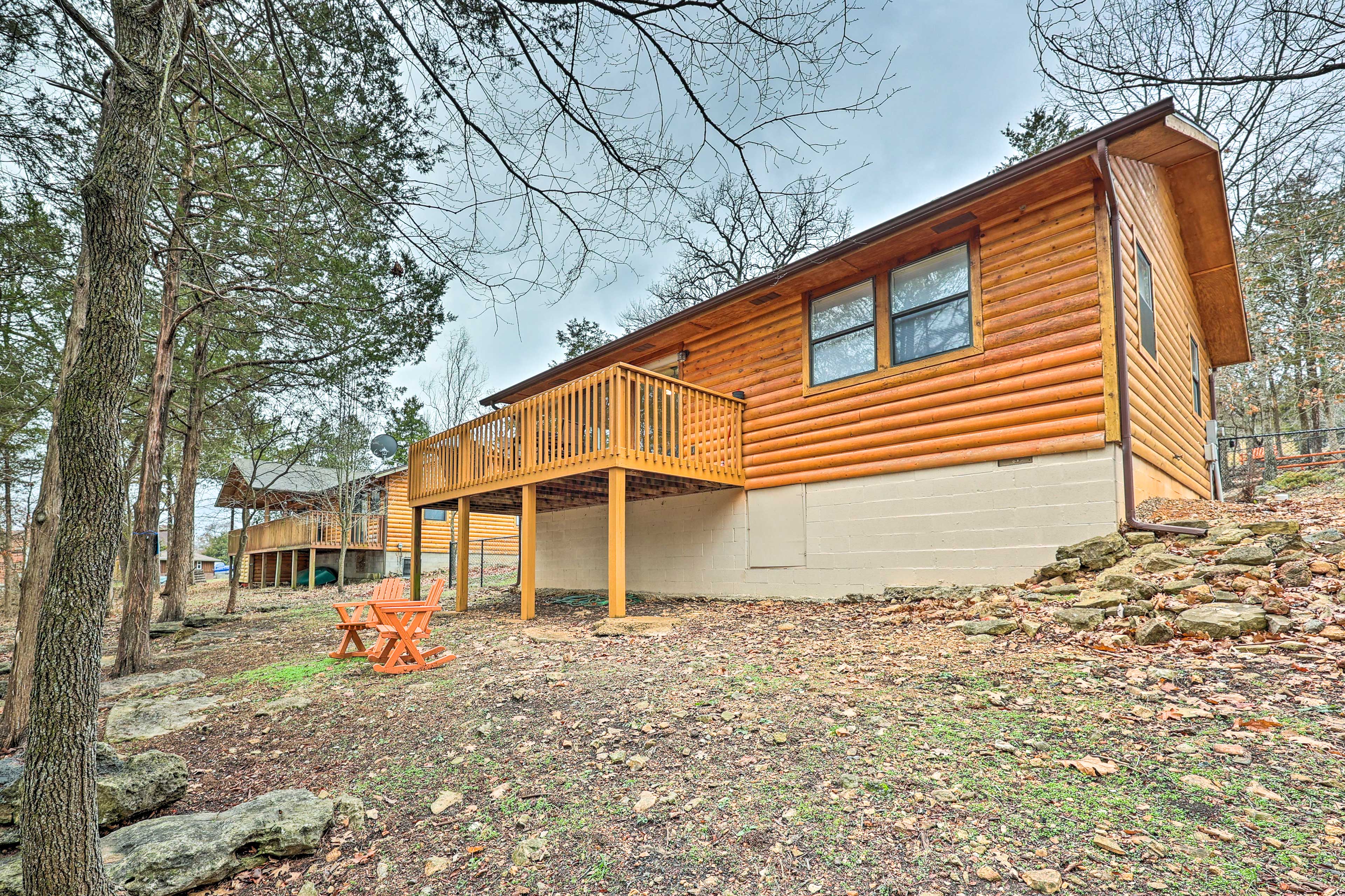 Cozy Table Rock Lake Vacation Rental w/ Deck